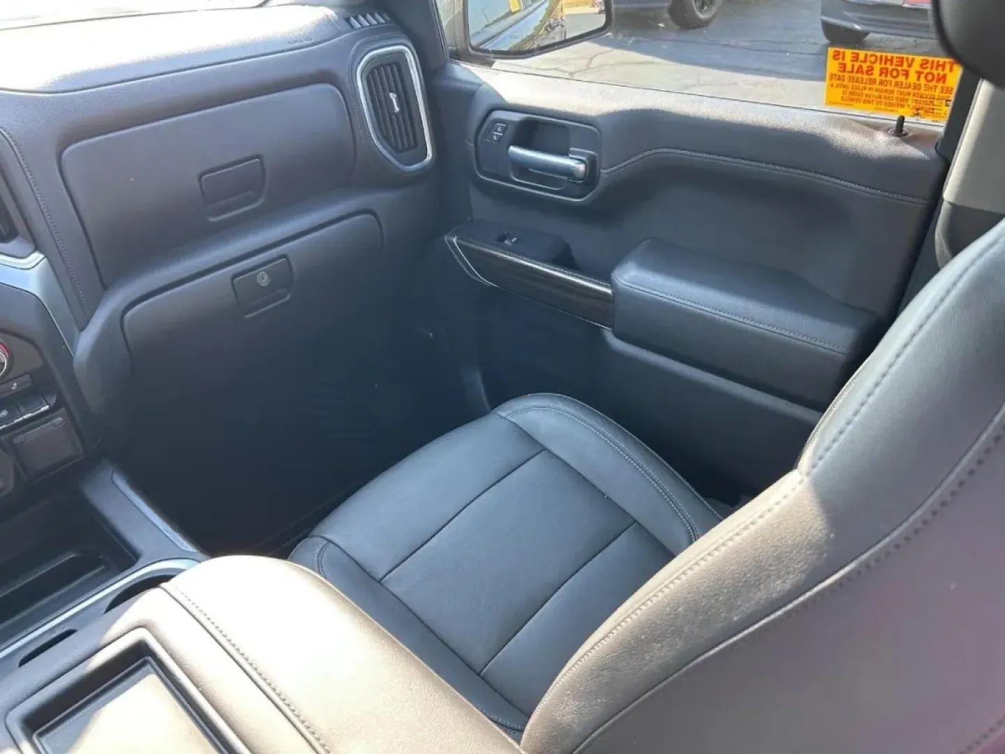 2020 /Jet Black Leather Chevrolet Silverado 1500 RST (3GCUYEEL7LG) with an 6.2L engine, located at 141 Commercial Dr, Fredericktown, MO, 63645, (573) 783-6432, 37.570087, -90.320648 - **Adventure Awaits with the 2020 Chevrolet Silverado 1500 at Pettus Ford Fredericktown!**<br /> <br /> Are you ready to elevate your driving experience, whether for weekend getaways or daily commutes? The 2020 Chevrolet Silverado 1500 is more than just a truck; it's a lifestyle choice that caters to - Photo#15