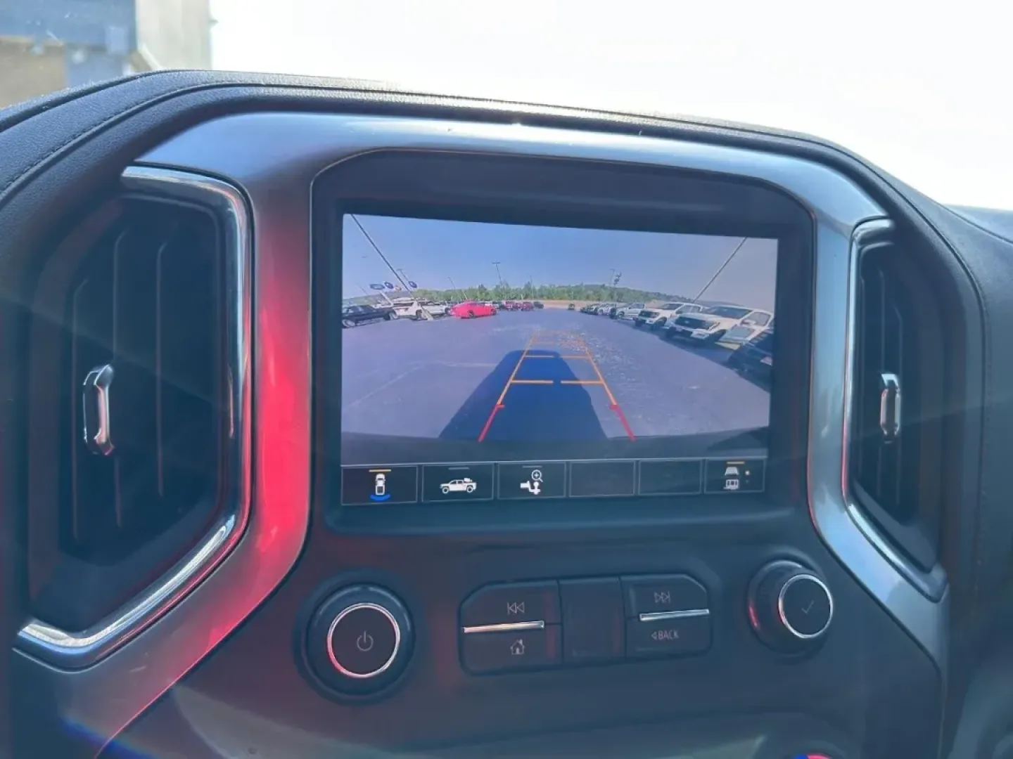 2020 /Jet Black Leather Chevrolet Silverado 1500 RST (3GCUYEEL7LG) with an 6.2L engine, located at 141 Commercial Dr, Fredericktown, MO, 63645, (573) 783-6432, 37.570087, -90.320648 - **Adventure Awaits with the 2020 Chevrolet Silverado 1500 at Pettus Ford Fredericktown!**<br /> <br /> Are you ready to elevate your driving experience, whether for weekend getaways or daily commutes? The 2020 Chevrolet Silverado 1500 is more than just a truck; it's a lifestyle choice that caters to - Photo#19