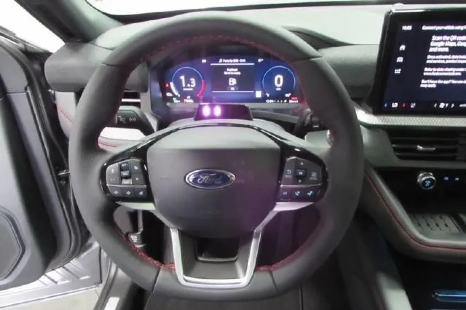 2025 /Onyx Leather Ford Explorer ST-Line (1FMUK8KH8SG) with an 2.3L EcoBoost I-4 engine, Automatic transmission, located at 12836 Highway 21, De Soto, MO, 63020, (636) 337-7777, 38.151867, -90.575615 - Discover your next adventure with the 2025 Ford Explorer ST-Line, designed for families on the go and weekend warriors alike. This stunning SUV, available at Pettus Ford De Soto in De Soto, MO, effortlessly blends style, performance, and functionality, making it the perfect choice for those who crav - Photo#10