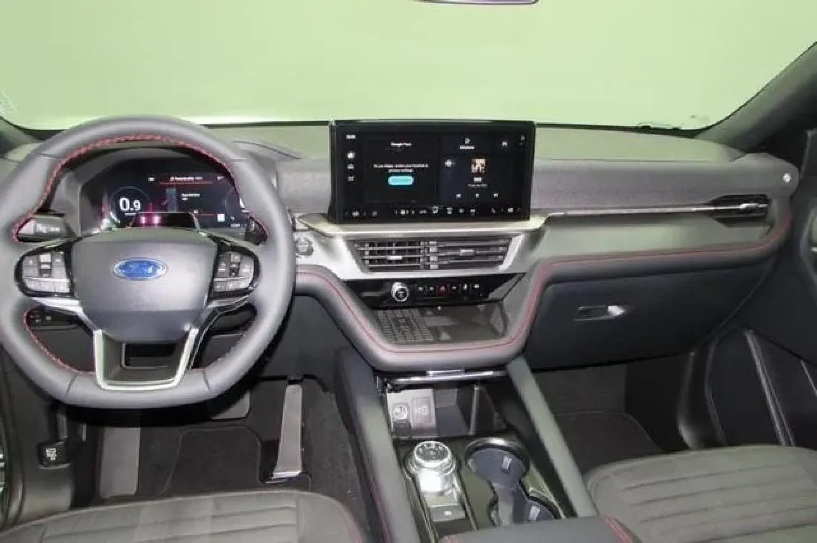 2025 /Onyx Leather Ford Explorer ST-Line (1FMUK8KH8SG) with an 2.3L EcoBoost I-4 engine, Automatic transmission, located at 12836 Highway 21, De Soto, MO, 63020, (636) 337-7777, 38.151867, -90.575615 - Discover your next adventure with the 2025 Ford Explorer ST-Line, designed for families on the go and weekend warriors alike. This stunning SUV, available at Pettus Ford De Soto in De Soto, MO, effortlessly blends style, performance, and functionality, making it the perfect choice for those who crav - Photo#17