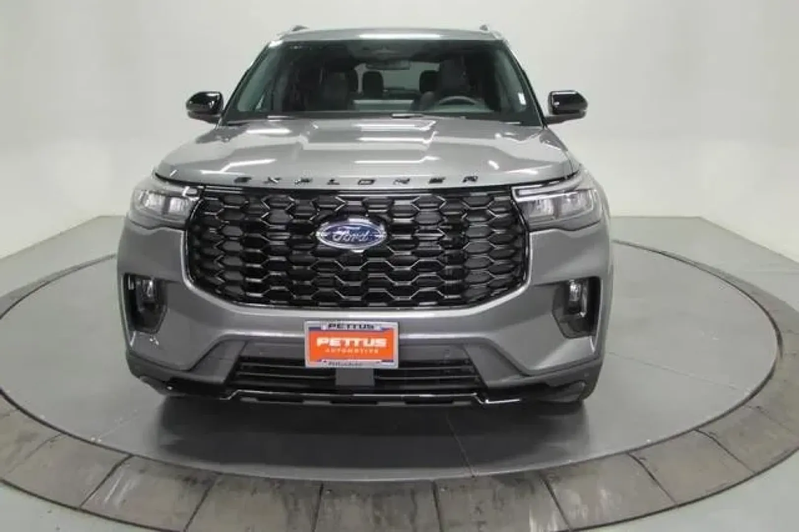 2025 /Onyx Leather Ford Explorer ST-Line (1FMUK8KH8SG) with an 2.3L EcoBoost I-4 engine, Automatic transmission, located at 12836 Highway 21, De Soto, MO, 63020, (636) 337-7777, 38.151867, -90.575615 - Discover your next adventure with the 2025 Ford Explorer ST-Line, designed for families on the go and weekend warriors alike. This stunning SUV, available at Pettus Ford De Soto in De Soto, MO, effortlessly blends style, performance, and functionality, making it the perfect choice for those who crav - Photo#1