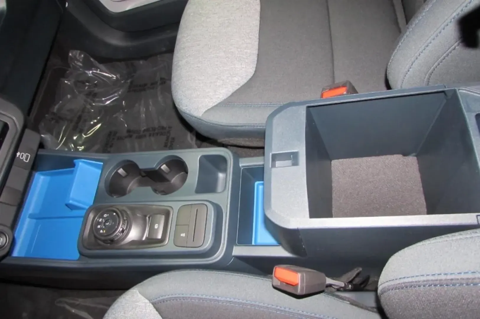 2025 /Navy Pier/Aspen Gray Leather Ford Maverick XLT (3FTTW8H38SR) with an 2.5L Hybrid engine, Automatic transmission, located at 12836 Highway 21, De Soto, MO, 63020, (636) 337-7777, 38.151867, -90.575615 - **Explore the Great Outdoors with the 2025 Ford Maverick XLT - Your Ultimate Weekend Companion!**<br /> <br /> Are you ready to embark on your next adventure? Whether you're hauling gear for that weekend camping trip or running errands around De Soto, the 2025 Ford Maverick XLT is the perfect blend - Photo#23