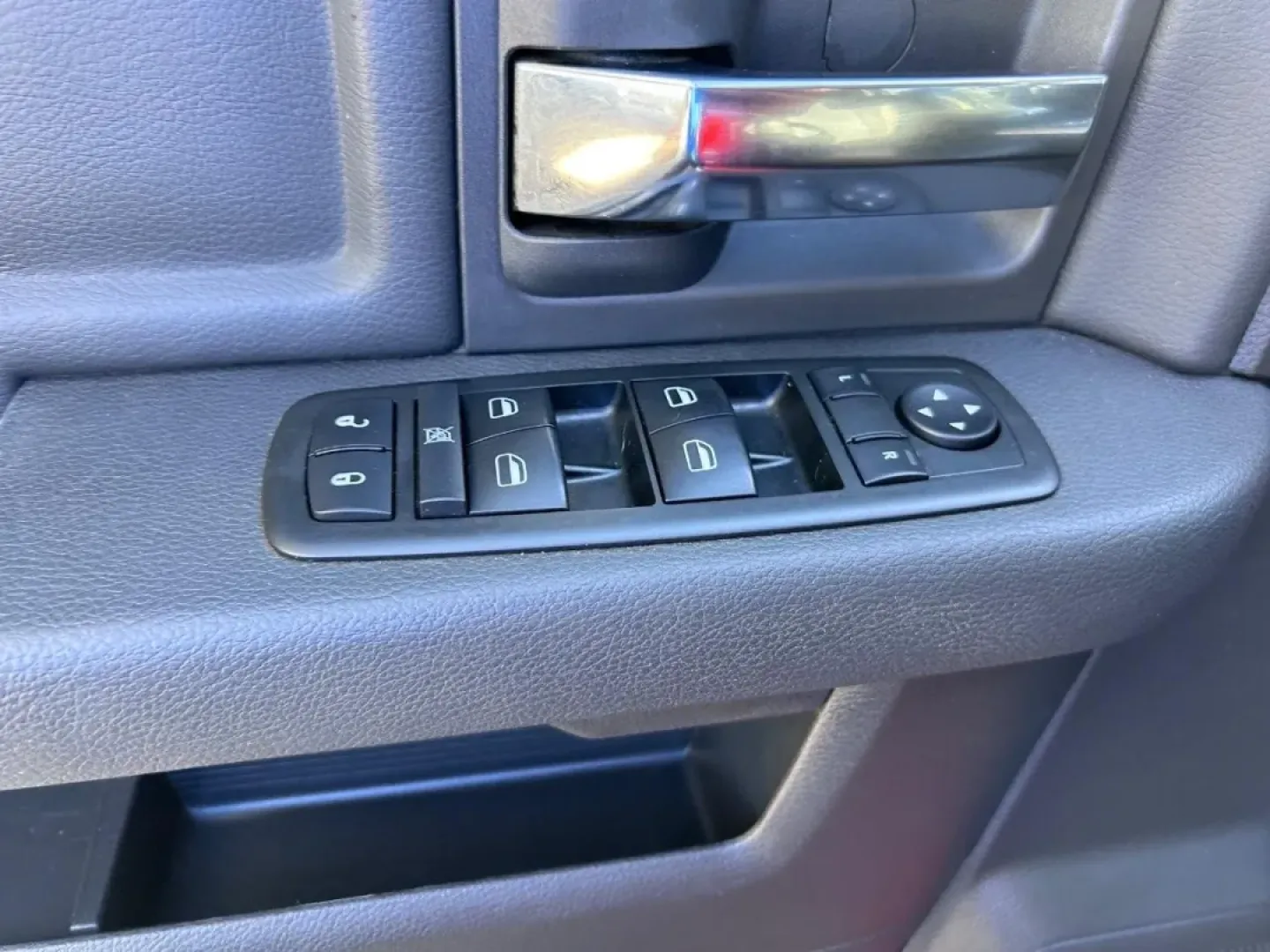 2011 /Dark Slate Gray Leather Ram 1500 Sport (1D7RV1CT4BS) with an 5.7L V8 Hemi multi-displacement VVT engine, located at 141 Commercial Dr, Fredericktown, MO, 63645, (573) 783-6432, 37.570087, -90.320648 - Are you looking for the perfect truck to tackle weekend adventures or handle your daily commute with ease? Look no further! At Pettus Ford Fredericktown, located at 141 Commercial Drive in Fredericktown, MO, we have a fantastic offering that checks all the boxes for anyone in need of a reliable, ver - Photo#17