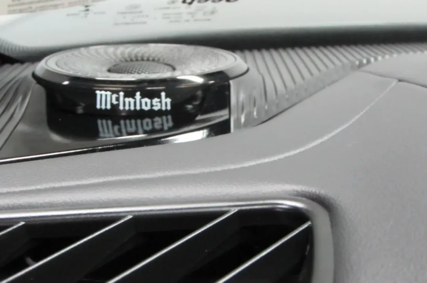 2021 /Global Black Jeep Grand Cherokee Overland (1C4RJKDT5M8) with an Other engine, located at 12830 Highway 21, De Soto, MO, 63020, (636) 337-7777, 38.153099, -90.573624 - Discover the perfect blend of adventure and comfort with this stunning 2021 Jeep Grand Cherokee 4WD Overland, available now at Pettus CDJR DeSoto, your trusted OEM dealership located at 12830 Highway 21, De Soto, MO 63020. With low mileage of just 16,659 miles, this SUV is not just a vehicle; it's a - Photo#11