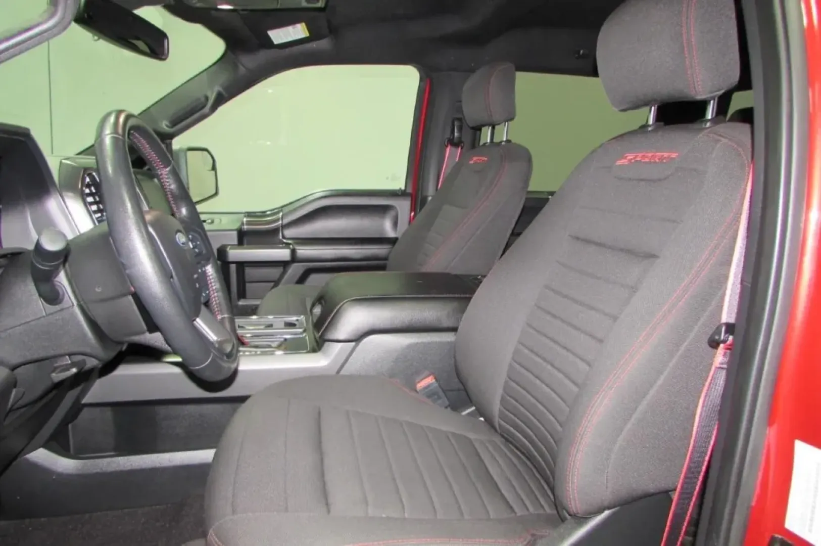 2020 /Black Ford F-150 XLT (1FTEW1EP2LF) with an Other engine, located at 12836 Highway 21, De Soto, MO, 63020, (636) 337-7777, 38.151867, -90.575615 - Unlock the ultimate weekend adventure with this stunning **2020 Ford F-150**! Whether you're searching for a reliable workhorse to tackle tough projects or an impressive truck to take your family on road trips, this pre-owned gem is perfect for both the job site and weekend getaways. Available now a - Photo#16