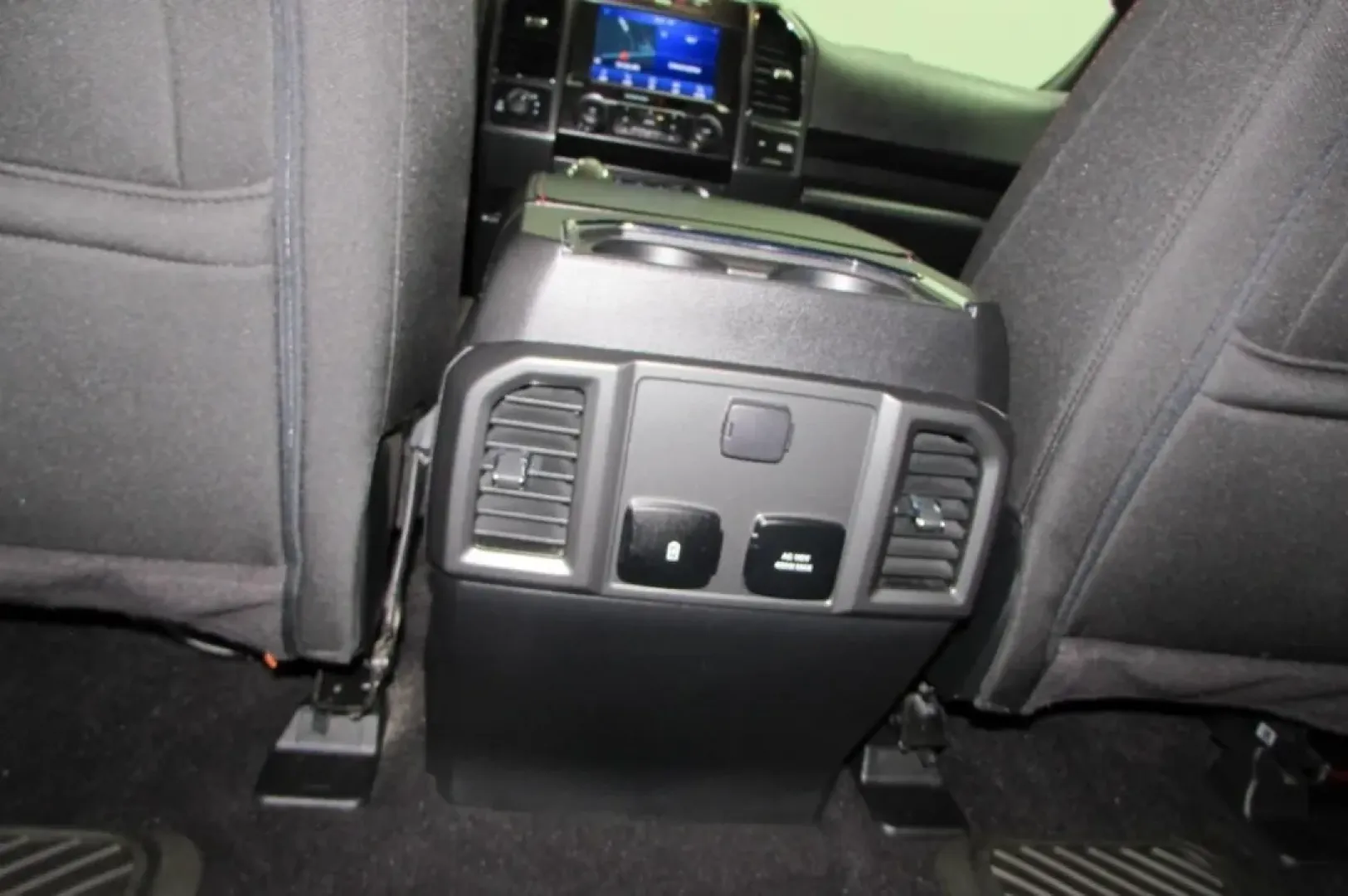 2020 /Black Ford F-150 XLT (1FTEW1EP2LF) with an Other engine, located at 12836 Highway 21, De Soto, MO, 63020, (636) 337-7777, 38.151867, -90.575615 - Unlock the ultimate weekend adventure with this stunning **2020 Ford F-150**! Whether you're searching for a reliable workhorse to tackle tough projects or an impressive truck to take your family on road trips, this pre-owned gem is perfect for both the job site and weekend getaways. Available now a - Photo#30