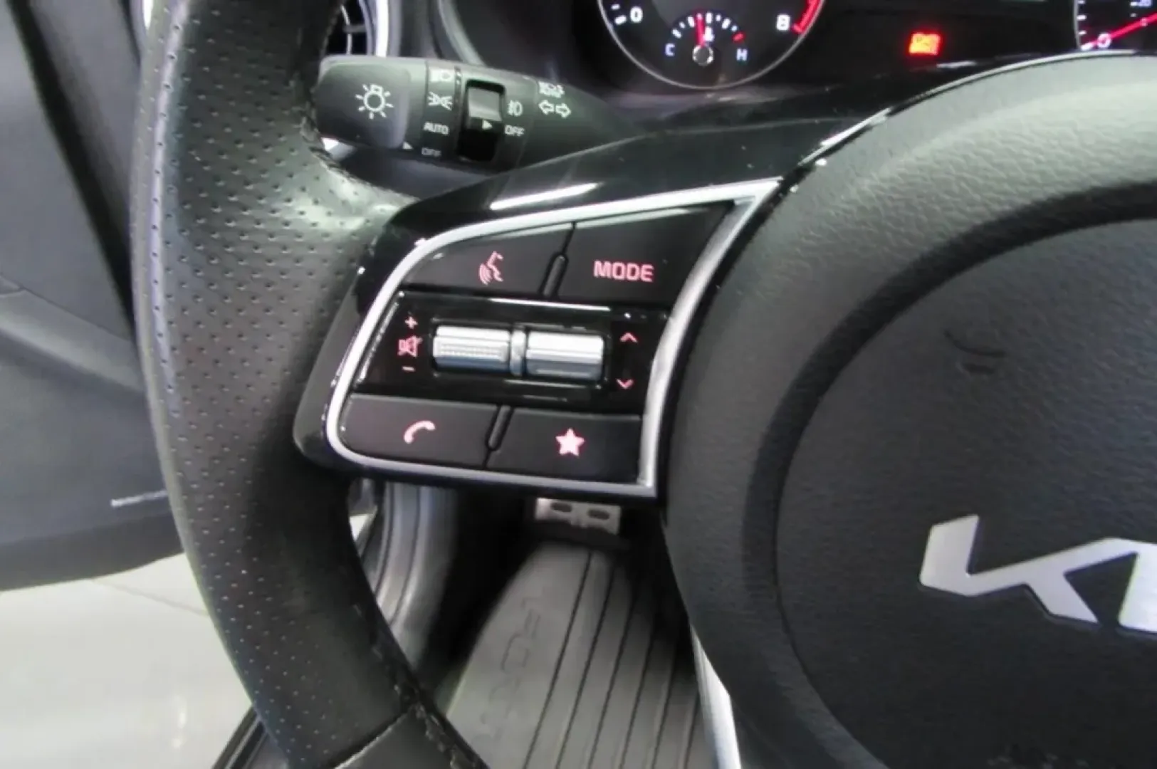 2024 /Black Kia Forte GT-Line (3KPF54AD8RE) with an Other engine, Automatic transmission, located at 12836 Highway 21, De Soto, MO, 63020, (636) 337-7777, 38.151867, -90.575615 - Discover your next adventure with the eye-catching 2024 Kia Forte GT-Line, perfect for those who value style, efficiency, and comfort in their daily drive. Whether you're commuting to work, running errands, or planning a weekend getaway, this sleek four-door sedan is designed to elevate your lifesty - Photo#13