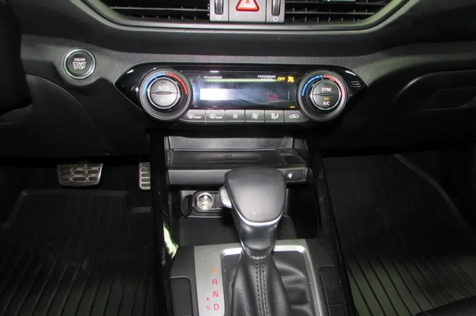 2024 /Black Kia Forte GT-Line (3KPF54AD8RE) with an Other engine, Automatic transmission, located at 12836 Highway 21, De Soto, MO, 63020, (636) 337-7777, 38.151867, -90.575615 - Discover your next adventure with the eye-catching 2024 Kia Forte GT-Line, perfect for those who value style, efficiency, and comfort in their daily drive. Whether you're commuting to work, running errands, or planning a weekend getaway, this sleek four-door sedan is designed to elevate your lifesty - Photo#18