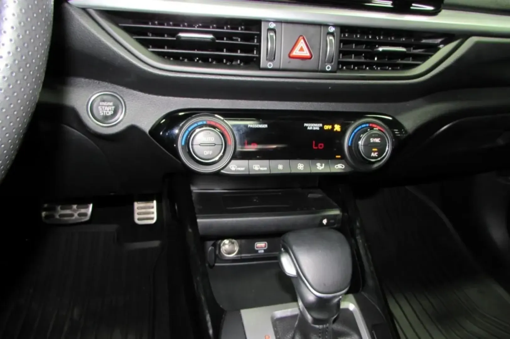 2024 /Black Kia Forte GT-Line (3KPF54AD8RE) with an Other engine, Automatic transmission, located at 12836 Highway 21, De Soto, MO, 63020, (636) 337-7777, 38.151867, -90.575615 - Discover your next adventure with the eye-catching 2024 Kia Forte GT-Line, perfect for those who value style, efficiency, and comfort in their daily drive. Whether you're commuting to work, running errands, or planning a weekend getaway, this sleek four-door sedan is designed to elevate your lifesty - Photo#19