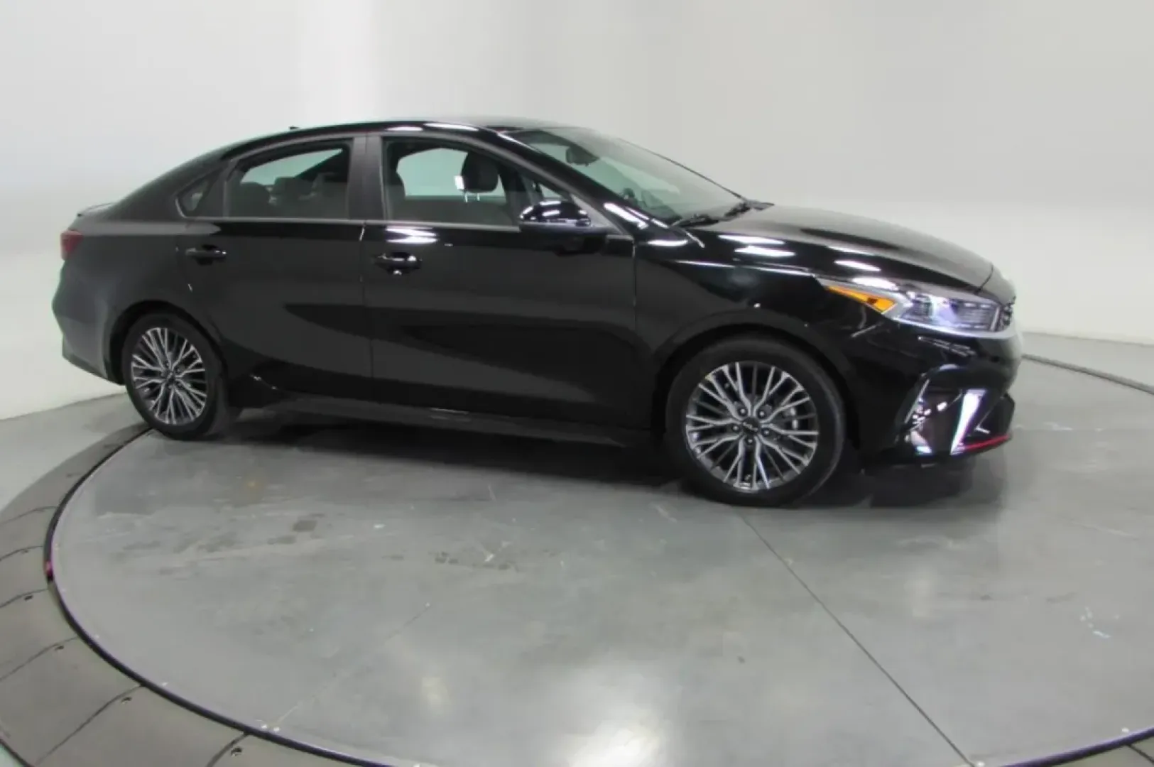 2024 /Black Kia Forte GT-Line (3KPF54AD8RE) with an Other engine, Automatic transmission, located at 12836 Highway 21, De Soto, MO, 63020, (636) 337-7777, 38.151867, -90.575615 - Discover your next adventure with the eye-catching 2024 Kia Forte GT-Line, perfect for those who value style, efficiency, and comfort in their daily drive. Whether you're commuting to work, running errands, or planning a weekend getaway, this sleek four-door sedan is designed to elevate your lifesty - Photo#4