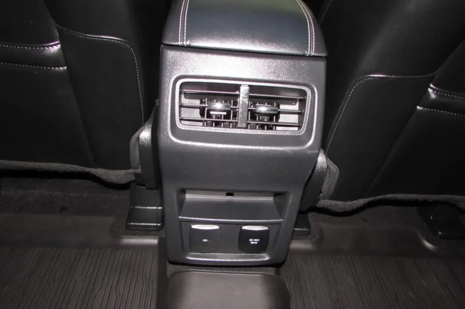2020 /Ebony Ford Edge ST (2FMPK4AP5LB) with an Other engine, Automatic transmission, located at 12836 Highway 21, De Soto, MO, 63020, (636) 337-7777, 38.151867, -90.575615 - Are you ready to elevate your everyday driving experience? Whether you're commuting to work, shuttling the kids to school, or heading out for weekend adventures, the 2020 Ford Edge ST AWD is the versatile SUV that fits seamlessly into your lifestyle. With its impressive blend of power, technology, a - Photo#23
