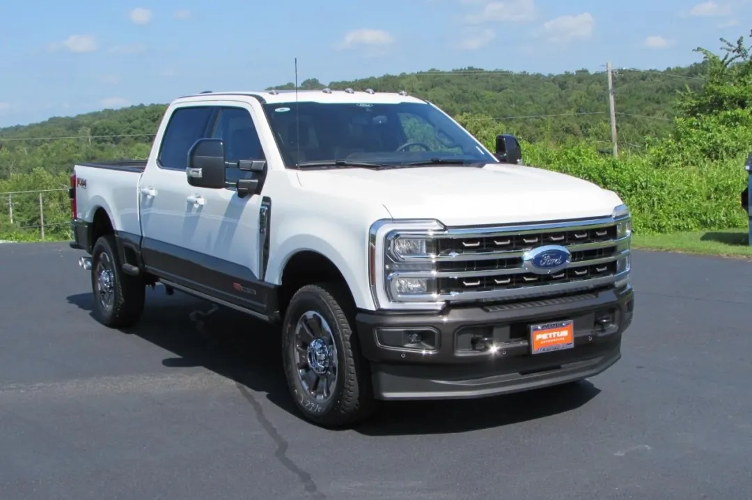 2025 Ford Super Duty F-350 SRW 