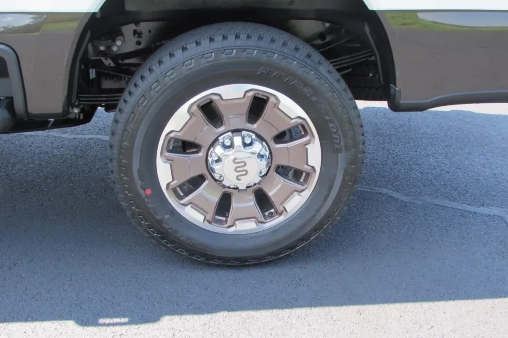 2025 /Java Ford F-350SD King Ranch (1FT8W3BM8SE) with an 6.7L Turbocharged engine, located at 12836 Highway 21, De Soto, MO, 63020, (636) 337-7777, 38.151867, -90.575615 - **Conquer Every Challenge with the 2025 Ford Super Duty F-350 SRW!**<br /> <br /> Are you ready to elevate your lifestyle with a truck that combines strength, comfort, and versatility? The 2025 Ford Super Duty F-350 SRW is more than just a vehicle; it's an integral part of your adventure, whether yo - Photo#10