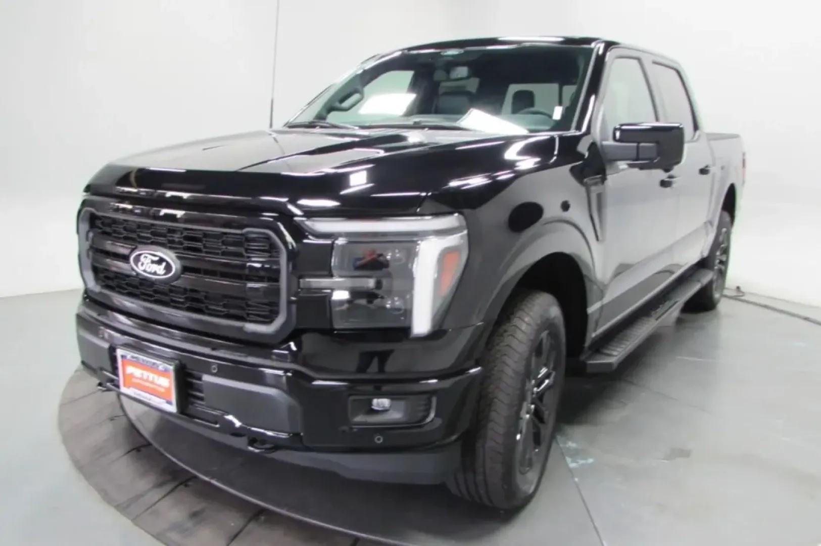 2025 /Black Ford F-150 LARIAT (1FTFW5L55SF) with an 5.0L V8 engine, located at 12836 Highway 21, De Soto, MO, 63020, (636) 337-7777, 38.151867, -90.575615 - **Unleash Adventure with the 2025 Ford F-150 LARIAT at Pettus Ford De Soto!** <br /> <br /> Are you ready to elevate your lifestyle with a truck that can handle both your daily commute and weekend adventures? The 2025 Ford F-150 LARIAT is the perfect companion for those who crave versatility and pow - Photo#2