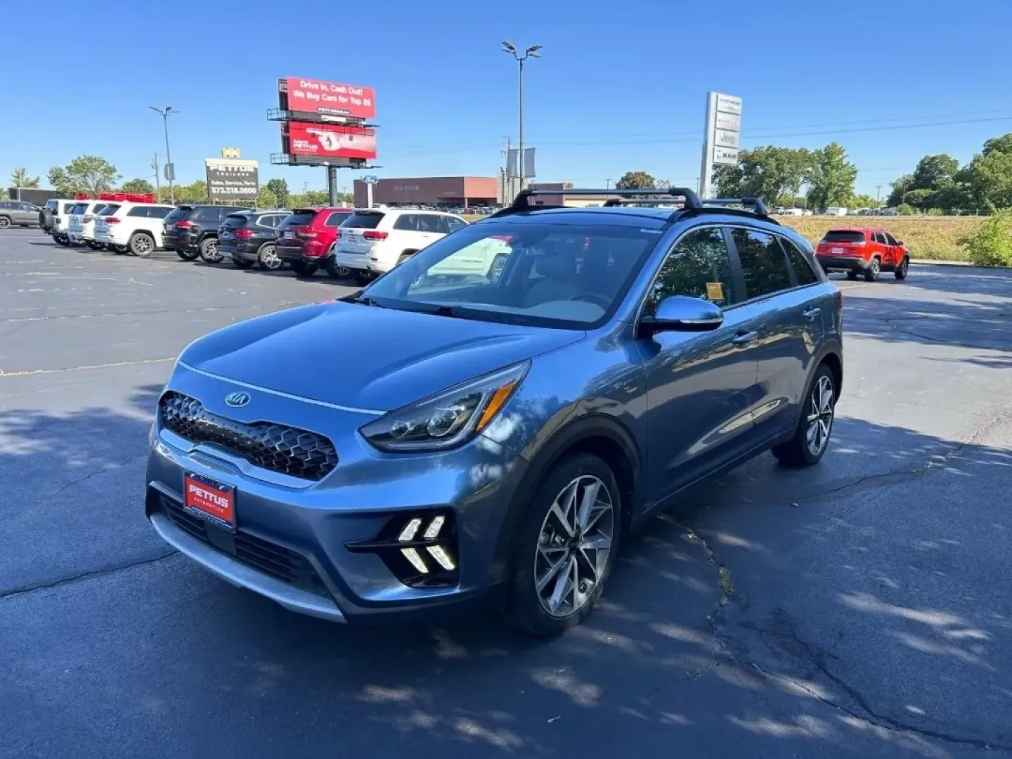 2020 /Light Gray Leather Kia Niro Touring (KNDCC3LC9L5) with an 1.6L Atkinson Cycle DOHC 16-Valve 4-Cyl engine, located at 970 Woodlawn Dr., Farmington, MO, 63640, (573) 431-7800, 37.825642, -90.468674 - **Discover Your Next Adventure with the 2020 Kia Niro Touring SE at Pettus CDJR Farmington!**<br /> <br /> Are you ready to elevate your driving experience while enjoying remarkable fuel efficiency? The 2020 Kia Niro Touring SE is designed for those who crave adventure without sacrificing comfort or - Photo#6