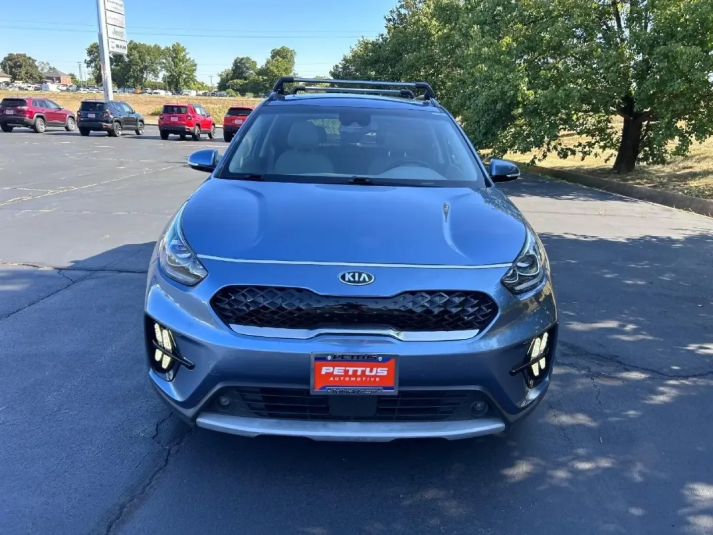 2020 /Light Gray Leather Kia Niro Touring (KNDCC3LC9L5) with an 1.6L Atkinson Cycle DOHC 16-Valve 4-Cyl engine, located at 970 Woodlawn Dr., Farmington, MO, 63640, (573) 431-7800, 37.825642, -90.468674 - **Discover Your Next Adventure with the 2020 Kia Niro Touring SE at Pettus CDJR Farmington!**<br /> <br /> Are you ready to elevate your driving experience while enjoying remarkable fuel efficiency? The 2020 Kia Niro Touring SE is designed for those who crave adventure without sacrificing comfort or - Photo#7