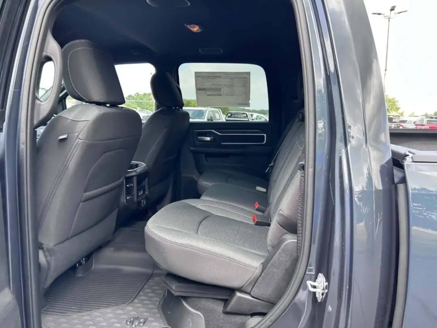 2026 /Diesel Gray/Black Cloth Ram 2500 Big Horn (3C63R5DL6TG) with an Straight 6 Turbocharged Diesel engine, located at 970 Woodlawn Dr., Farmington, MO, 63640, (573) 431-7800, 37.825642, -90.468674 - **Experience the Power of the 2026 Ram 2500 Big Horn Perfect for Your Adventure-Driven Lifestyle!**<br /> <br /> Are you ready to elevate your driving experience? The 2026 Ram 2500 Big Horn is not just a truck; it's a lifestyle choice that perfectly balances rugged performance with modern convenien - Photo#8