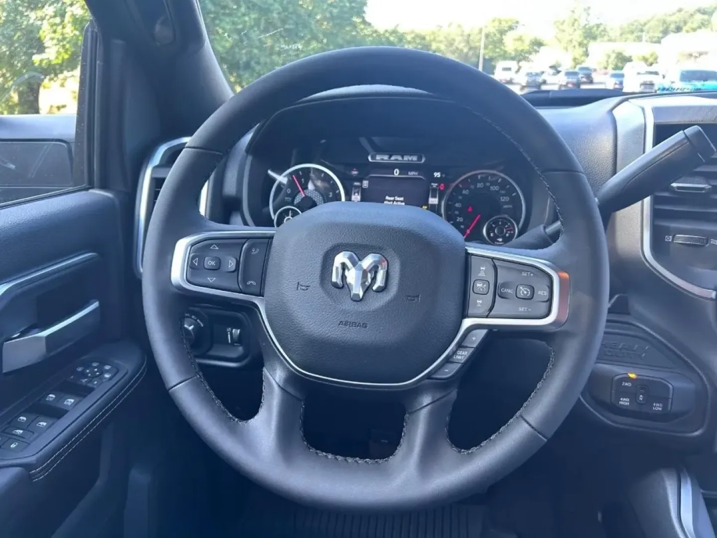 2026 /Black Cloth Ram 2500 Big Horn (3C63R5DL8TG) with an Straight 6 Turbocharged Diesel engine, located at 970 Woodlawn Dr., Farmington, MO, 63640, (573) 431-7800, 37.825642, -90.468674 - ### Unleash Your Adventures with the 2026 Ram 2500 Big Horn at Pettus CDJR Farmington!<br /> <br /> Are you ready to elevate your lifestyle with a powerful, rugged truck that can handle anything from weekend adventures to daily commutes? Look no further than the 2026 Ram 2500 Big Horn, available now - Photo#10