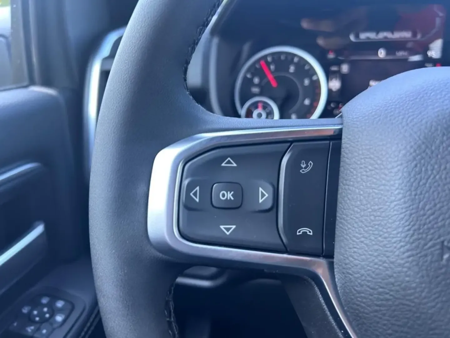 2026 /Black Cloth Ram 2500 Big Horn (3C63R5DL8TG) with an Straight 6 Turbocharged Diesel engine, located at 970 Woodlawn Dr., Farmington, MO, 63640, (573) 431-7800, 37.825642, -90.468674 - ### Unleash Your Adventures with the 2026 Ram 2500 Big Horn at Pettus CDJR Farmington!<br /> <br /> Are you ready to elevate your lifestyle with a powerful, rugged truck that can handle anything from weekend adventures to daily commutes? Look no further than the 2026 Ram 2500 Big Horn, available now - Photo#11