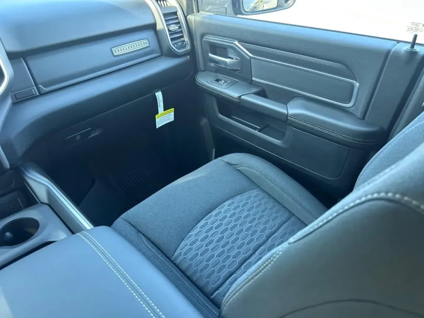 2026 /Black Cloth Ram 2500 Big Horn (3C63R5DL8TG) with an Straight 6 Turbocharged Diesel engine, located at 970 Woodlawn Dr., Farmington, MO, 63640, (573) 431-7800, 37.825642, -90.468674 - ### Unleash Your Adventures with the 2026 Ram 2500 Big Horn at Pettus CDJR Farmington!<br /> <br /> Are you ready to elevate your lifestyle with a powerful, rugged truck that can handle anything from weekend adventures to daily commutes? Look no further than the 2026 Ram 2500 Big Horn, available now - Photo#17