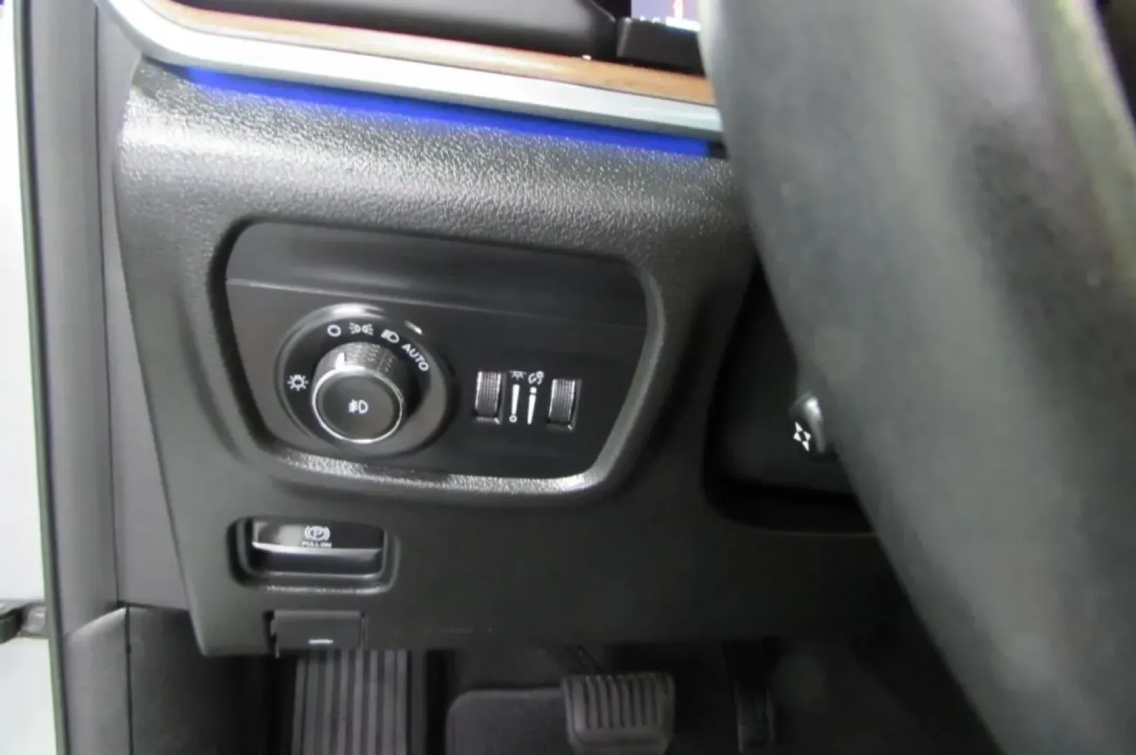 2021 /Global Black Jeep Grand Cherokee Summit (1C4RJKEG2M8) with an Other engine, Automatic transmission, located at 12830 Highway 21, De Soto, MO, 63020, (636) 337-7777, 38.153099, -90.573624 - **Discover Your Adventure with the 2021 Jeep Grand Cherokee at Pettus CDJR DeSoto!**<br /> <br /> Are you ready to elevate your lifestyle? Whether you're navigating the bustling streets of De Soto, Missouri, or embarking on a weekend getaway to the scenic Ozarks, the 2021 Jeep Grand Cherokee is the - Photo#13