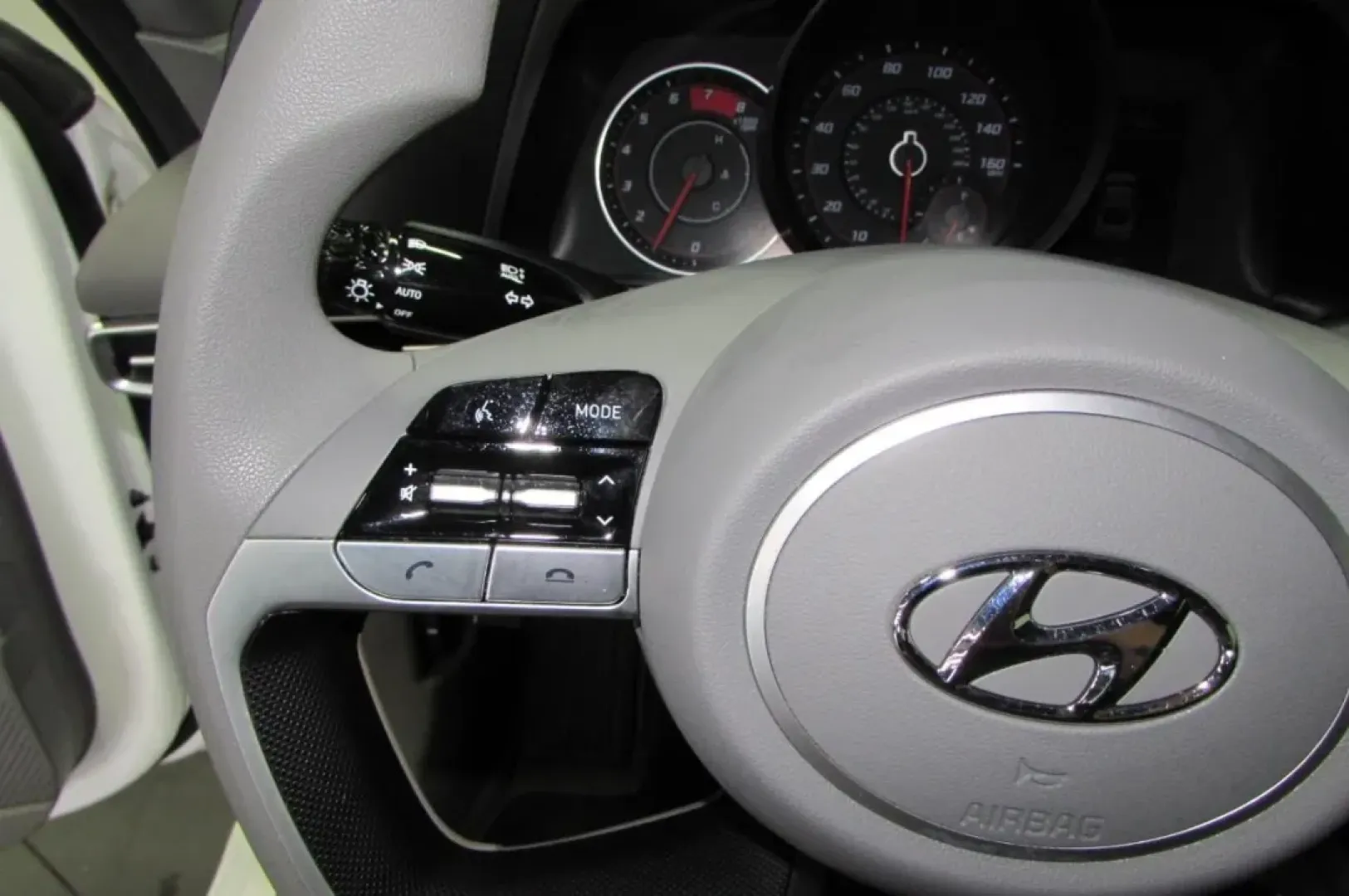 2023 /Gray Hyundai Elantra SEL (5NPLM4AG2PH) with an Other engine, Automatic transmission, located at 12830 Highway 21, De Soto, MO, 63020, (636) 337-7777, 38.153099, -90.573624 - ### Discover Your Next Adventure with This 2023 Hyundai Elantra SEL!<br /> <br /> Are you in search of the perfect vehicle for daily commutes, weekend getaways, or even family outings? Look no further! This **2023 Hyundai Elantra SEL** is a fantastic choice for anyone seeking comfort, efficiency, an - Photo#14