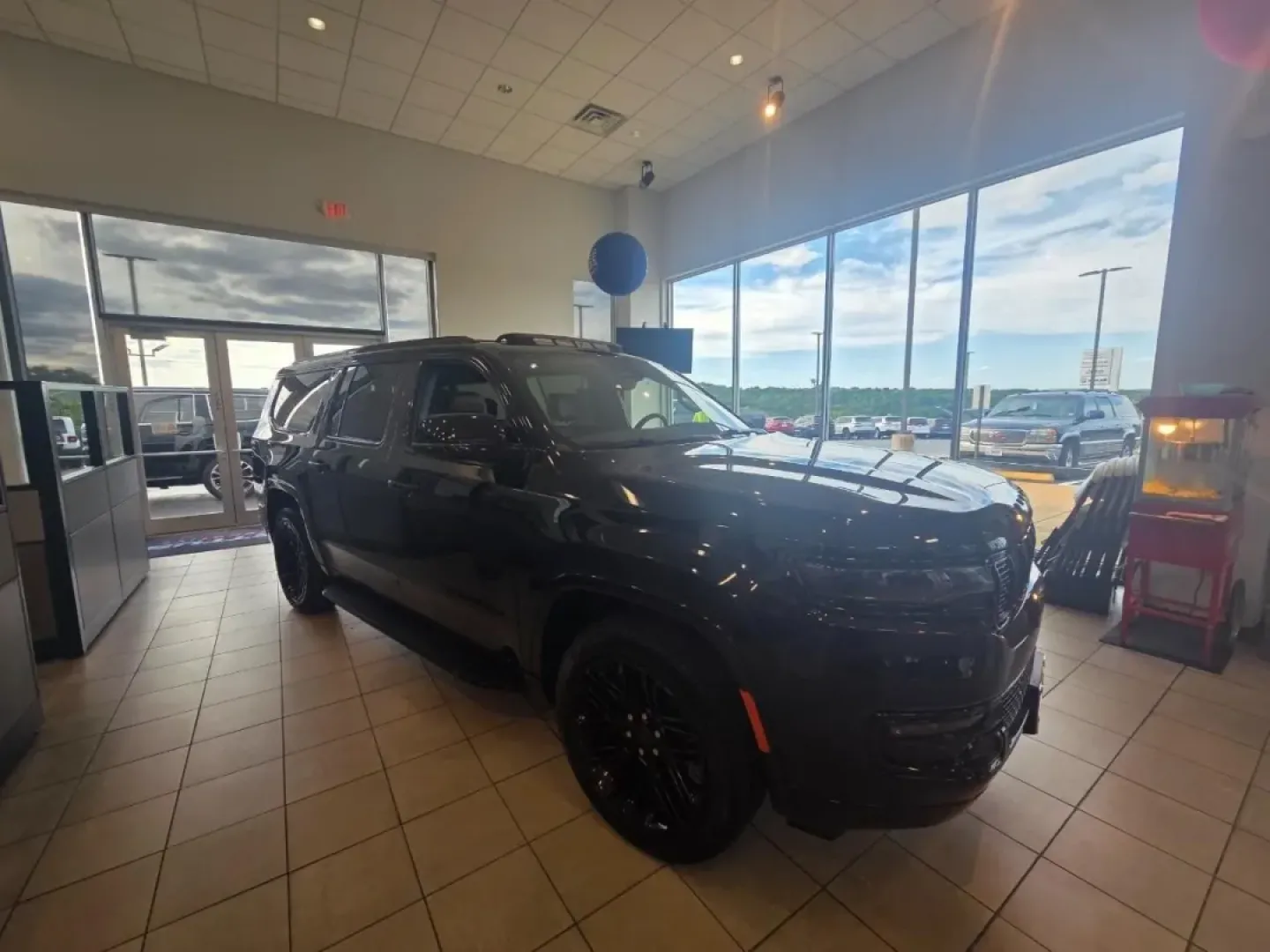 2025 /Black Jeep Wagoneer L Series II (1C4SJSBP4SS) with an Other engine, Automatic transmission, located at 12830 Highway 21, De Soto, MO, 63020, (636) 337-7777, 38.153099, -90.573624 - **Adventure Awaits with the 2025 Jeep Wagoneer L: Your Next Family SUV!**<br /> <br /> Whether you're planning epic weekend getaways or seeking a reliable daily commuter, the 2025 Jeep Wagoneer L is the ideal vehicle for those who crave adventure without compromising comfort. With its spacious inter - Photo#0