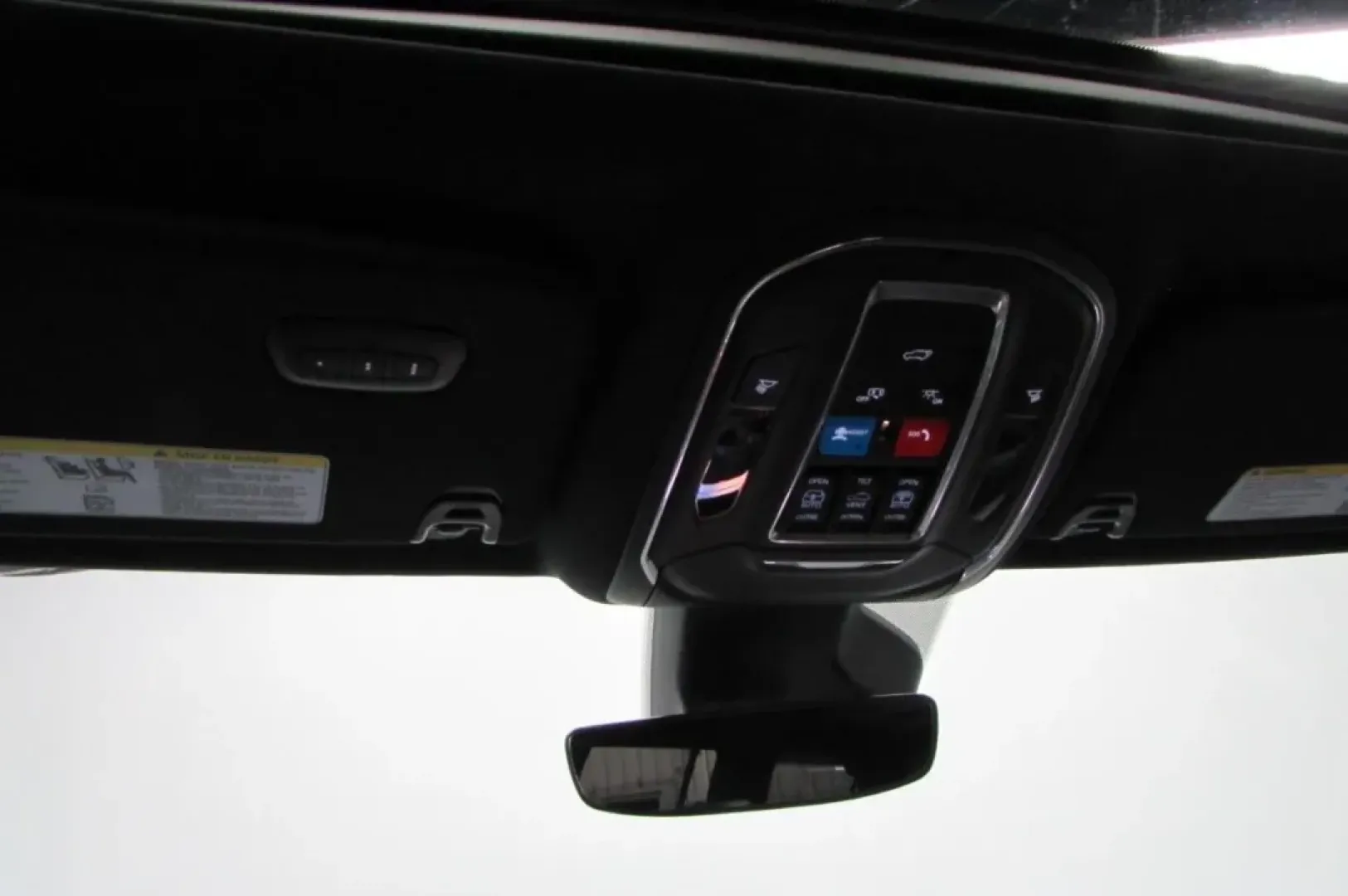 2025 /Black Jeep Wagoneer L Series II (1C4SJSBP4SS) with an Other engine, Automatic transmission, located at 12830 Highway 21, De Soto, MO, 63020, (636) 337-7777, 38.153099, -90.573624 - **Adventure Awaits with the 2025 Jeep Wagoneer L: Your Next Family SUV!**<br /> <br /> Whether you're planning epic weekend getaways or seeking a reliable daily commuter, the 2025 Jeep Wagoneer L is the ideal vehicle for those who crave adventure without compromising comfort. With its spacious inter - Photo#17