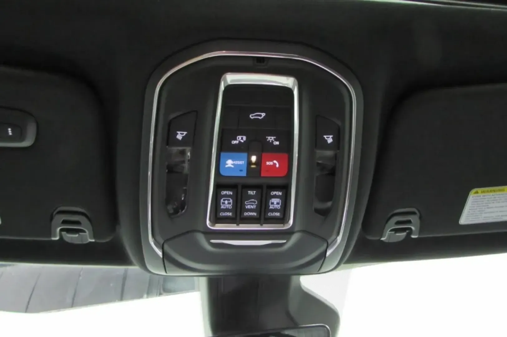 2025 /Black Jeep Wagoneer L Series II (1C4SJSBP4SS) with an Other engine, Automatic transmission, located at 12830 Highway 21, De Soto, MO, 63020, (636) 337-7777, 38.153099, -90.573624 - **Adventure Awaits with the 2025 Jeep Wagoneer L: Your Next Family SUV!**<br /> <br /> Whether you're planning epic weekend getaways or seeking a reliable daily commuter, the 2025 Jeep Wagoneer L is the ideal vehicle for those who crave adventure without compromising comfort. With its spacious inter - Photo#18