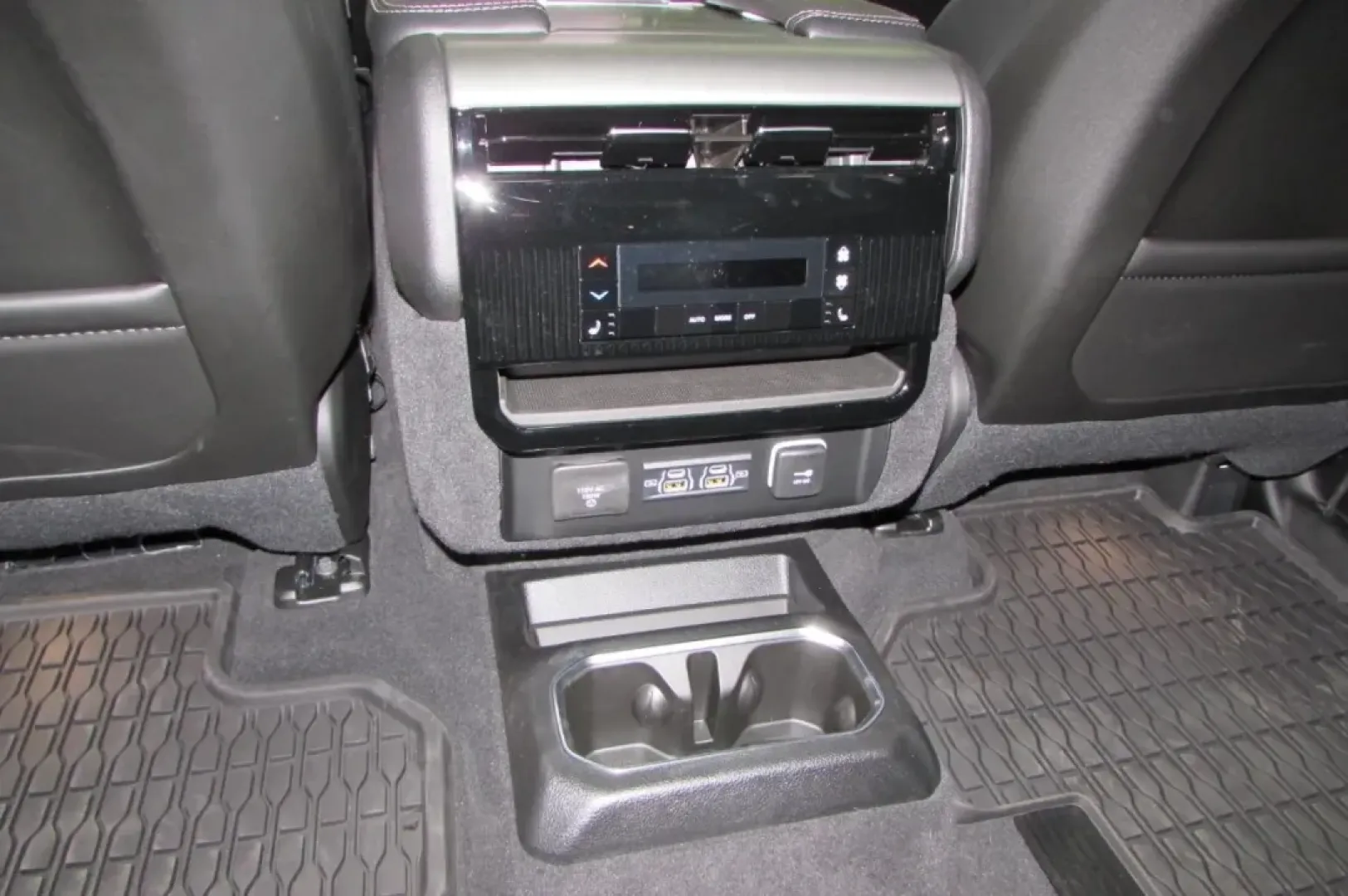 2025 /Black Jeep Wagoneer L Series II (1C4SJSBP4SS) with an Other engine, Automatic transmission, located at 12830 Highway 21, De Soto, MO, 63020, (636) 337-7777, 38.153099, -90.573624 - **Adventure Awaits with the 2025 Jeep Wagoneer L: Your Next Family SUV!**<br /> <br /> Whether you're planning epic weekend getaways or seeking a reliable daily commuter, the 2025 Jeep Wagoneer L is the ideal vehicle for those who crave adventure without compromising comfort. With its spacious inter - Photo#26