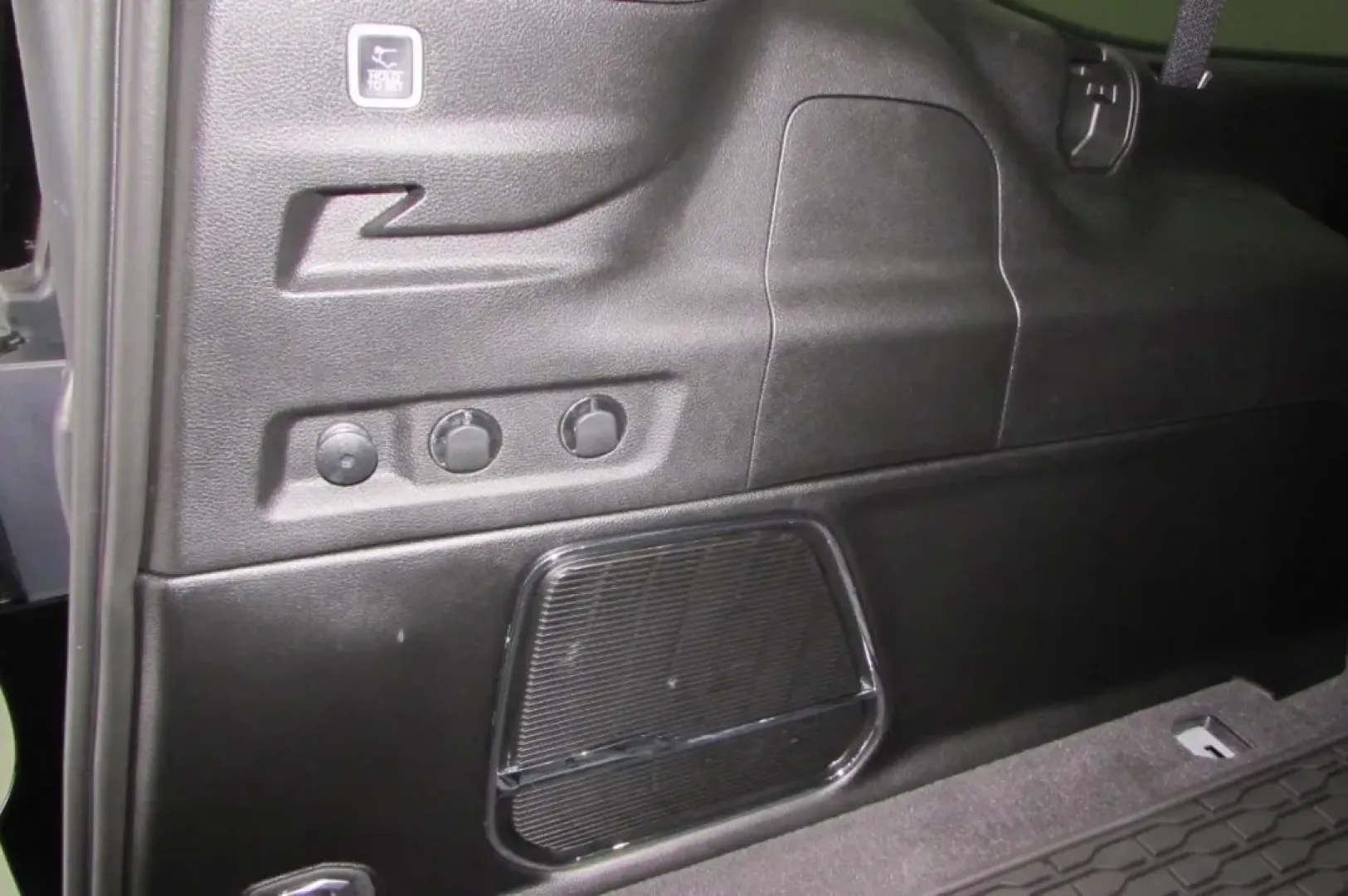 2025 /Black Jeep Wagoneer L Series II (1C4SJSBP4SS) with an Other engine, Automatic transmission, located at 12830 Highway 21, De Soto, MO, 63020, (636) 337-7777, 38.153099, -90.573624 - **Adventure Awaits with the 2025 Jeep Wagoneer L: Your Next Family SUV!**<br /> <br /> Whether you're planning epic weekend getaways or seeking a reliable daily commuter, the 2025 Jeep Wagoneer L is the ideal vehicle for those who crave adventure without compromising comfort. With its spacious inter - Photo#30