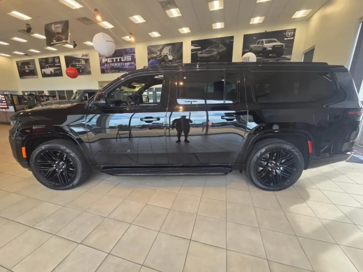 2025 /Black Jeep Wagoneer L Series II (1C4SJSBP4SS) with an Other engine, Automatic transmission, located at 12830 Highway 21, De Soto, MO, 63020, (636) 337-7777, 38.153099, -90.573624 - **Adventure Awaits with the 2025 Jeep Wagoneer L: Your Next Family SUV!**<br /> <br /> Whether you're planning epic weekend getaways or seeking a reliable daily commuter, the 2025 Jeep Wagoneer L is the ideal vehicle for those who crave adventure without compromising comfort. With its spacious inter - Photo#41