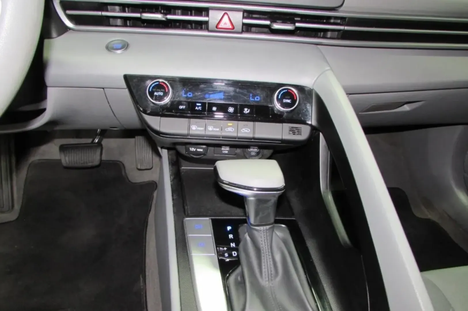 2021 /Black Honda Accord Sport Special Edition (1HGCV1F48MA) with an Other engine, Automatic transmission, located at 12830 Highway 21, De Soto, MO, 63020, (636) 337-7777, 38.153099, -90.573624 - **Experience Unmatched Comfort and Style with the 2021 Honda Accord Sedan at Pettus CDJR DeSoto!**<br /> <br /> Are you in search of the perfect vehicle to elevate your daily commute or weekend adventures? Look no further! The 2021 Honda Accord Sedan is designed for those who value both practicality - Photo#19