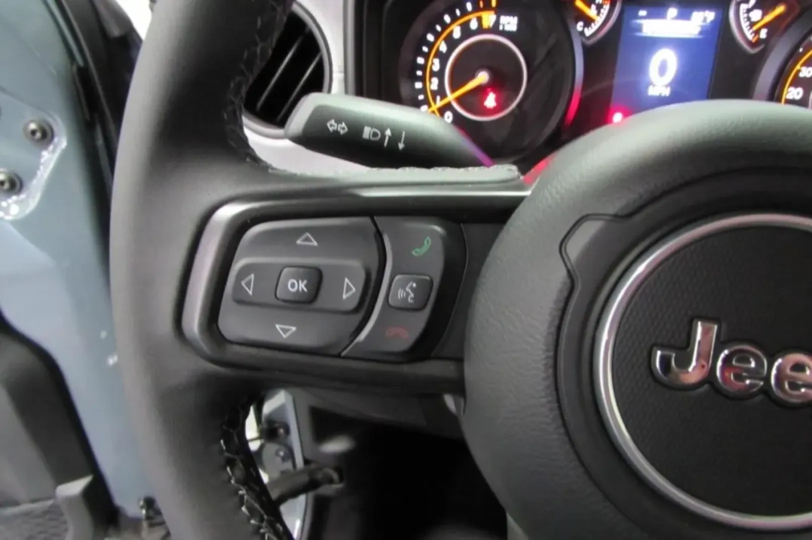 2025 /Black Jeep Gladiator Sport (1C6PJTAG4SL) with an Other engine, Automatic transmission, located at 12830 Highway 21, De Soto, MO, 63020, (636) 337-7777, 38.153099, -90.573624 - **Unleash Adventure with the 2025 Jeep Gladiator: Your Ultimate Outdoor Companion!**<br /> <br /> Are you ready to elevate your lifestyle and conquer both city streets and rugged trails? Look no further than the 2025 Jeep Gladiator, available now at Pettus CDJR DeSoto, your trusted dealership for qu - Photo#15