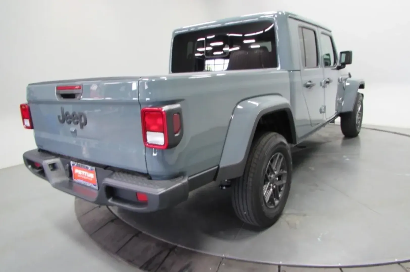 2025 /Black Jeep Gladiator Sport (1C6PJTAG4SL) with an Other engine, Automatic transmission, located at 12830 Highway 21, De Soto, MO, 63020, (636) 337-7777, 38.153099, -90.573624 - **Unleash Adventure with the 2025 Jeep Gladiator: Your Ultimate Outdoor Companion!**<br /> <br /> Are you ready to elevate your lifestyle and conquer both city streets and rugged trails? Look no further than the 2025 Jeep Gladiator, available now at Pettus CDJR DeSoto, your trusted dealership for qu - Photo#5