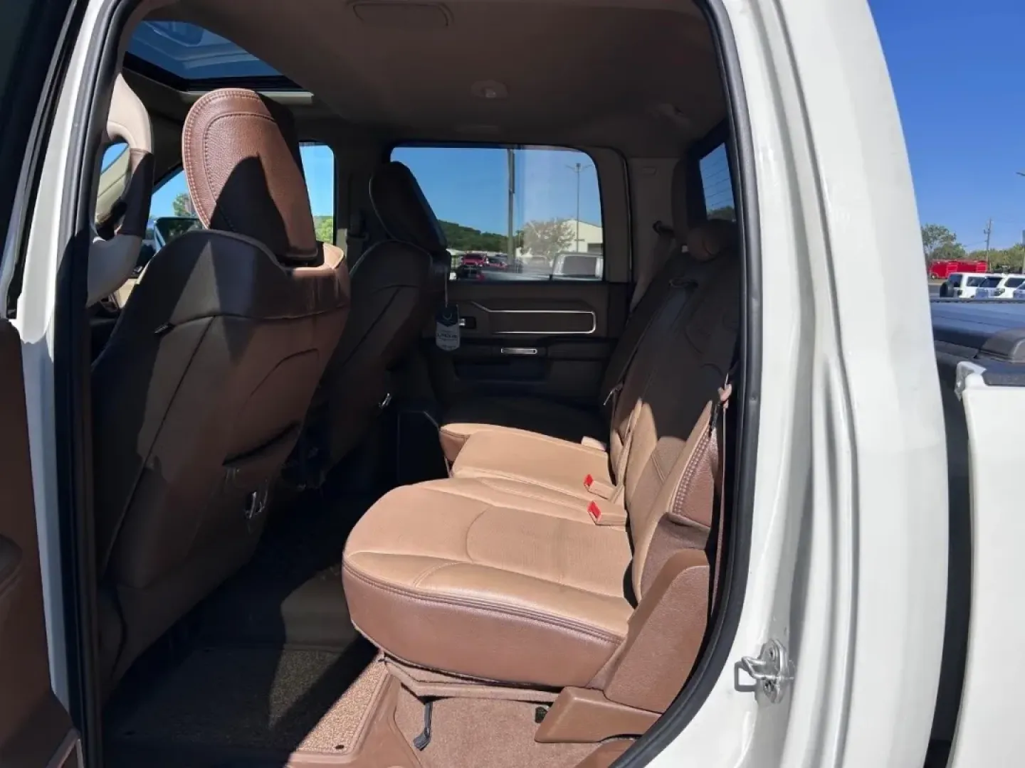 2019 /Cattle Tan/Black Leather Ram 2500 Laramie Longhorn (3C6UR5GL8KG) with an Straight 6 Turbocharged Diesel engine, located at 970 Woodlawn Dr., Farmington, MO, 63640, (573) 431-7800, 37.825642, -90.468674 - **Unleash Adventure with the 2019 Ram 2500 The Ultimate Truck for Work and Play!**<br /> <br /> Are you ready to elevate your lifestyle with a robust and reliable truck that can handle anything life throws your way? The 2019 Ram 2500 is the perfect companion for both work and play, making it an ide - Photo#8