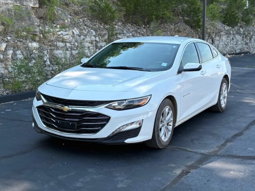 photo of 2024 Chevrolet Malibu LT