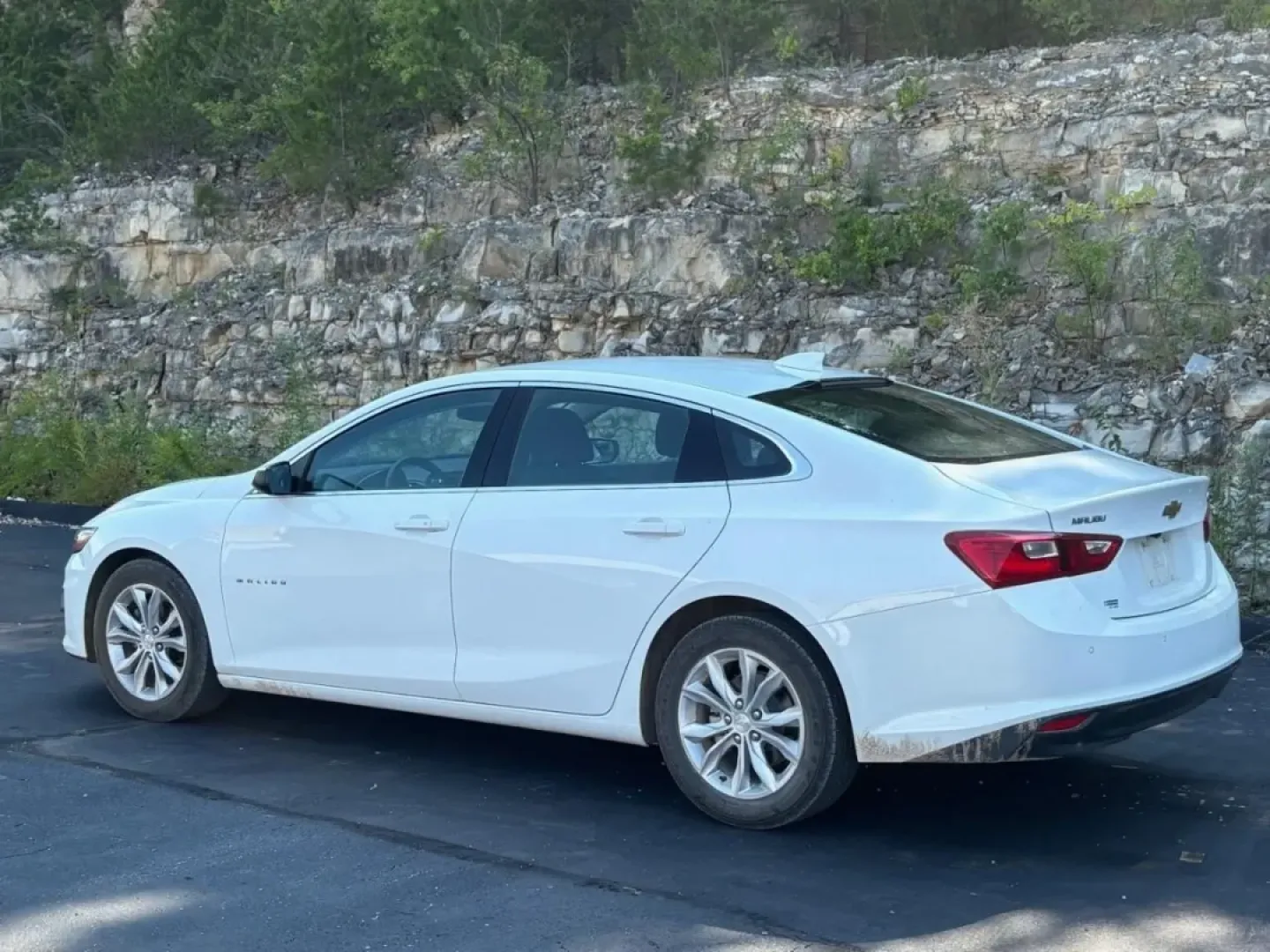 2024 /Black Chevrolet Malibu LT 1LT (1G1ZD5STXRF) with an Other engine, Automatic transmission, located at 12836 Highway 21, De Soto, MO, 63020, (636) 337-7777, 38.151867, -90.575615 - Explore the open road in style and comfort with the 2024 Chevrolet Malibu LT, an ideal choice for those seeking an affordable and practical sedan that fits seamlessly into any lifestyle. Whether you're commuting to work, shuttling the kids to school, or embarking on a weekend road trip, this pre-own - Photo#2