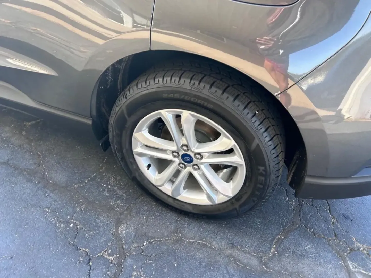 2019 /Ebony Leather Ford Edge SEL (2FMPK4J99KB) with an Twin-Scroll 2.0L EcoBoost engine, Automatic transmission, located at 141 Commercial Dr, Fredericktown, MO, 63645, (573) 783-6432, 37.570087, -90.320648 - Discover the perfect blend of comfort and versatility with this 2019 Ford Edge AWD SEL, available now at Pettus Ford Fredericktown. Whether you're commuting to work, taking the kids to school, or embarking on weekend adventures, this SUV is designed to fit seamlessly into your lifestyle. With its sp - Photo#6