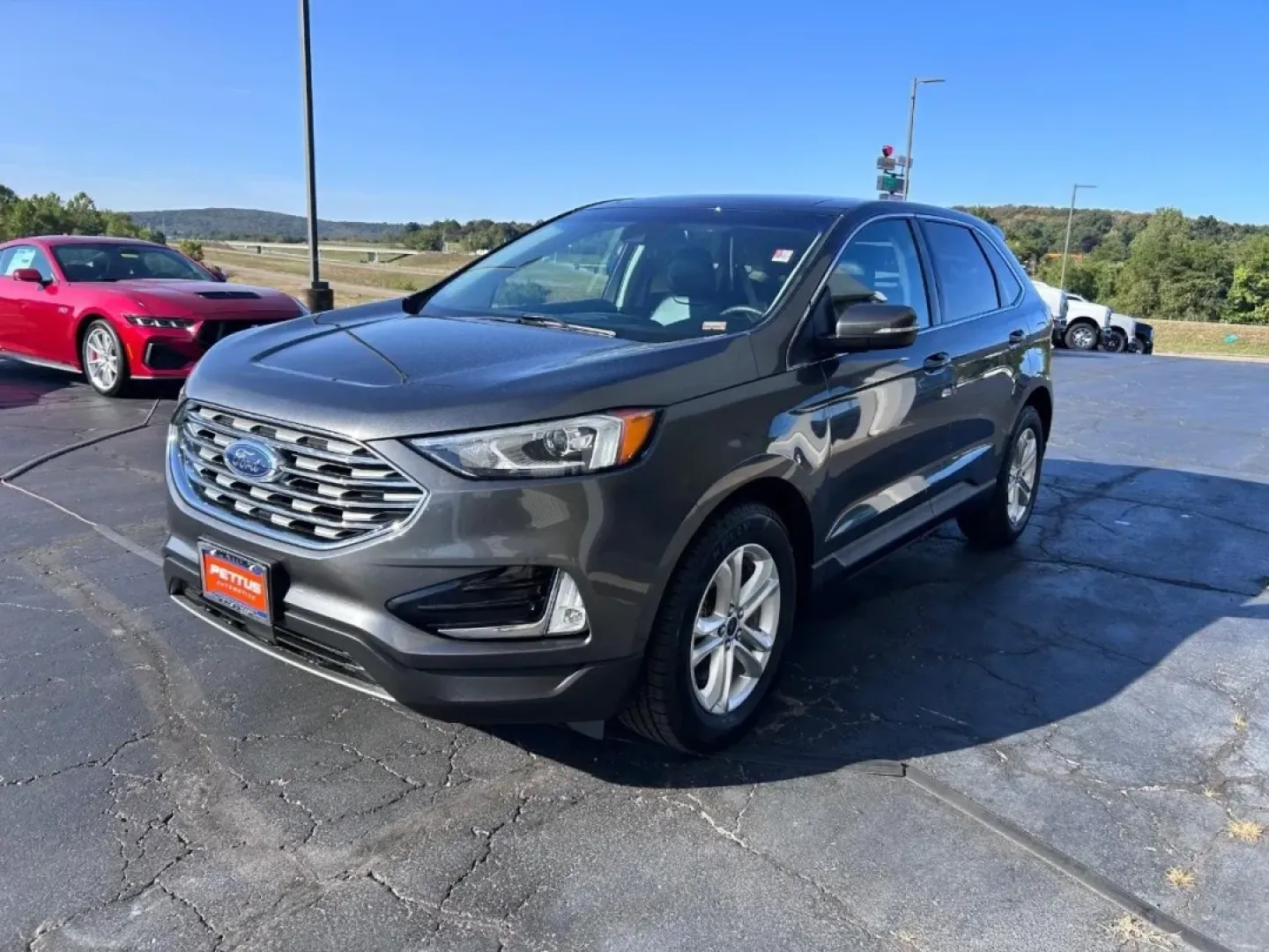 2019 /Ebony Leather Ford Edge SEL (2FMPK4J99KB) with an Twin-Scroll 2.0L EcoBoost engine, Automatic transmission, located at 141 Commercial Dr, Fredericktown, MO, 63645, (573) 783-6432, 37.570087, -90.320648 - Discover the perfect blend of comfort and versatility with this 2019 Ford Edge AWD SEL, available now at Pettus Ford Fredericktown. Whether you're commuting to work, taking the kids to school, or embarking on weekend adventures, this SUV is designed to fit seamlessly into your lifestyle. With its sp - Photo#7