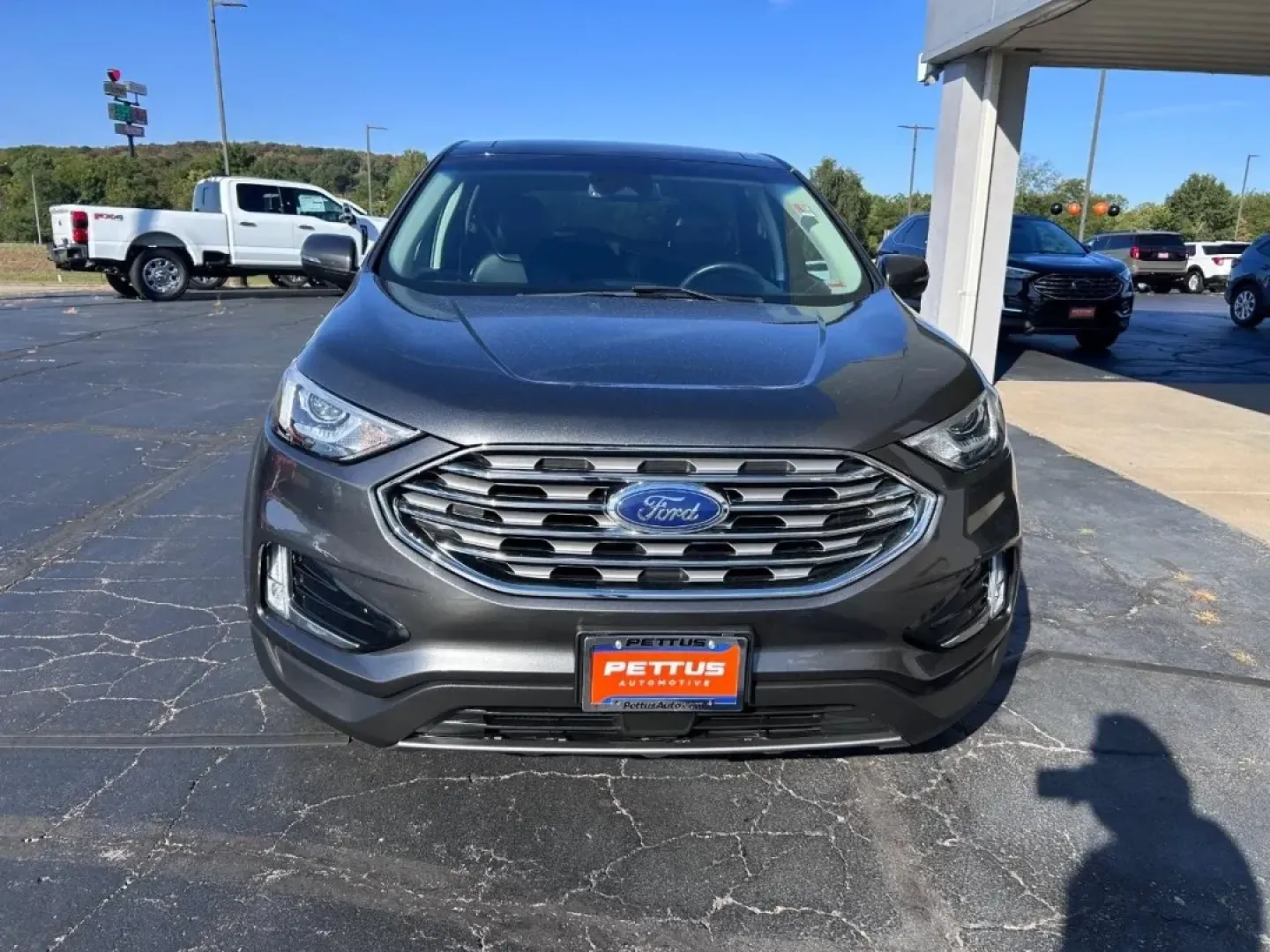 2019 /Ebony Leather Ford Edge SEL (2FMPK4J99KB) with an Twin-Scroll 2.0L EcoBoost engine, Automatic transmission, located at 141 Commercial Dr, Fredericktown, MO, 63645, (573) 783-6432, 37.570087, -90.320648 - Discover the perfect blend of comfort and versatility with this 2019 Ford Edge AWD SEL, available now at Pettus Ford Fredericktown. Whether you're commuting to work, taking the kids to school, or embarking on weekend adventures, this SUV is designed to fit seamlessly into your lifestyle. With its sp - Photo#8
