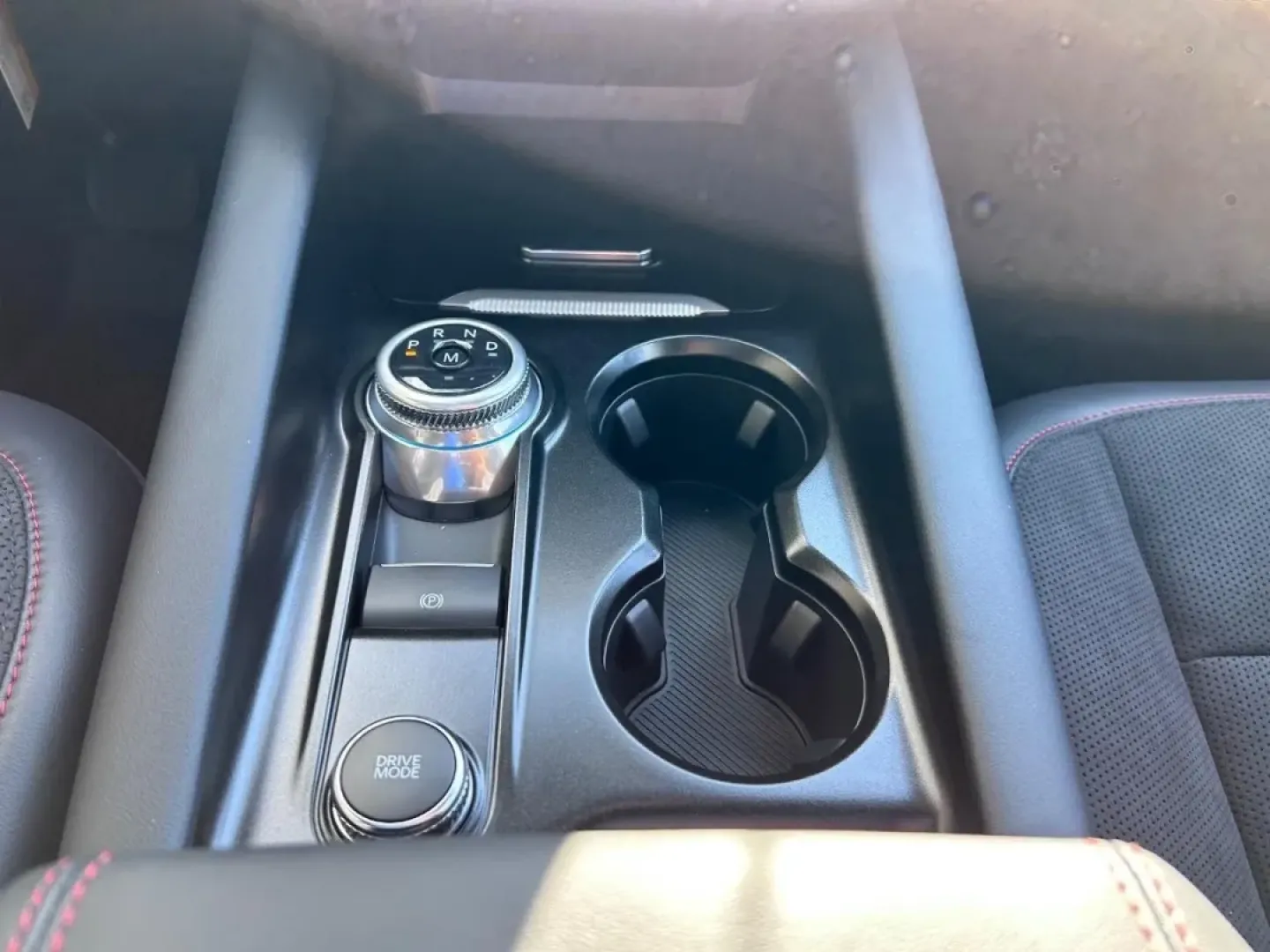 2025 /Onyx Leather Trimmed Ford Explorer ST (1FMWK8GC0SG) with an 3.0L EcoBoost V6 engine, Automatic transmission, located at 141 Commercial Dr, Fredericktown, MO, 63645, (573) 783-6432, 37.570087, -90.320648 - **Discover Adventure with the 2025 Ford Explorer ST at Pettus Ford Fredericktown!**<br /> <br /> If you're looking for a vehicle that effortlessly combines family-friendly functionality with rugged adventure, the 2025 Ford Explorer ST is the perfect choice for you. This sport utility vehicle (SUV) i - Photo#18