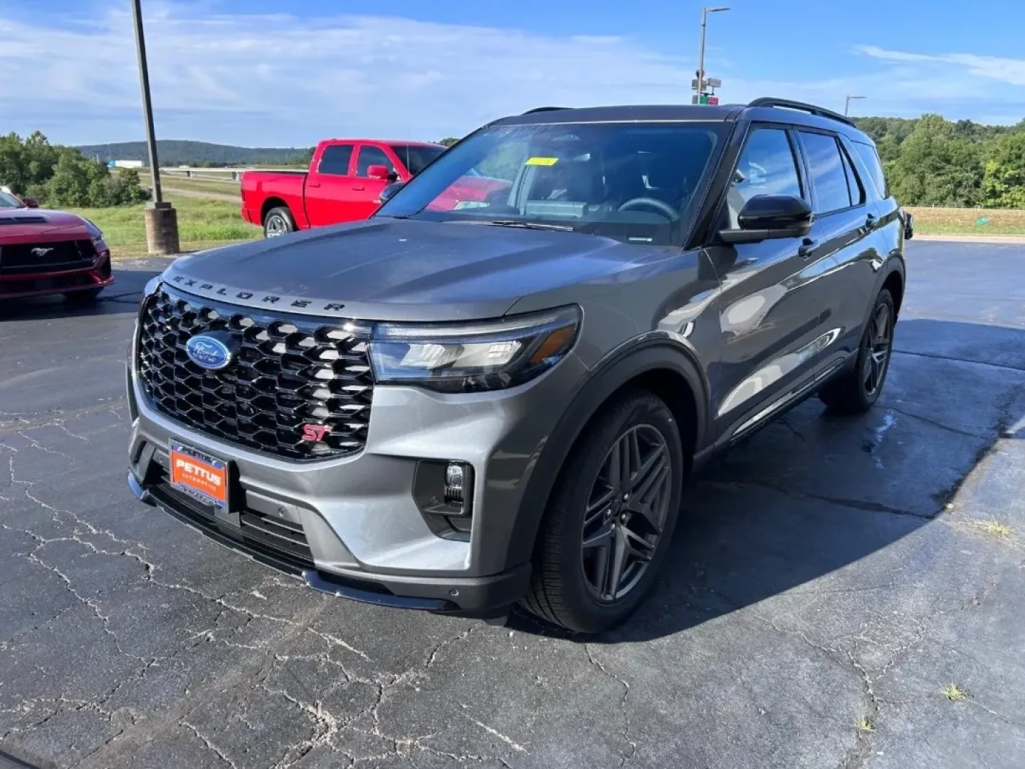 2025 /Onyx Leather Trimmed Ford Explorer ST (1FMWK8GC0SG) with an 3.0L EcoBoost V6 engine, Automatic transmission, located at 141 Commercial Dr, Fredericktown, MO, 63645, (573) 783-6432, 37.570087, -90.320648 - **Discover Adventure with the 2025 Ford Explorer ST at Pettus Ford Fredericktown!**<br /> <br /> If you're looking for a vehicle that effortlessly combines family-friendly functionality with rugged adventure, the 2025 Ford Explorer ST is the perfect choice for you. This sport utility vehicle (SUV) i - Photo#7