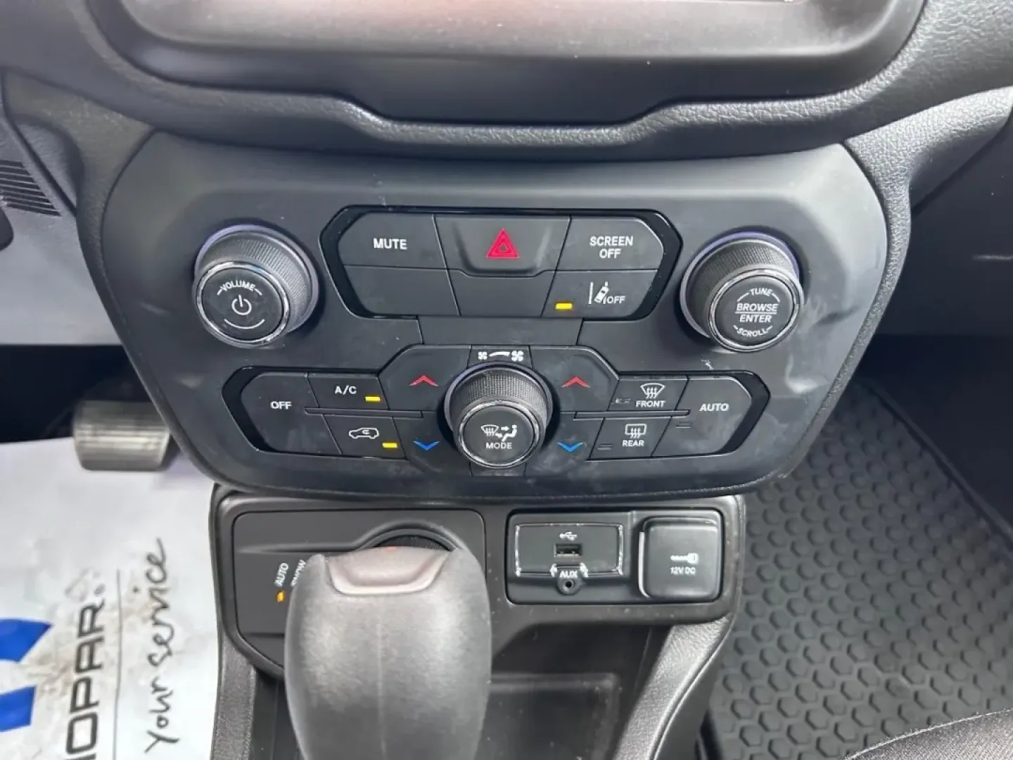 2021 /Black Cloth Jeep Renegade 80th Edition (ZACNJDBB2MP) with an 2.4L I4 ZERO EVAP M-AIR engine, Automatic transmission, located at 970 Woodlawn Dr., Farmington, MO, 63640, (573) 431-7800, 37.825642, -90.468674 - **Discover Your Next Adventure with the 2021 Jeep Renegade at Pettus CDJR Farmington!**<br /> <br /> Are you ready to elevate your weekend getaways or daily commutes? Look no further than the 2021 Jeep Renegade, an ideal crossover designed for those who crave adventure without compromising on comfor - Photo#14