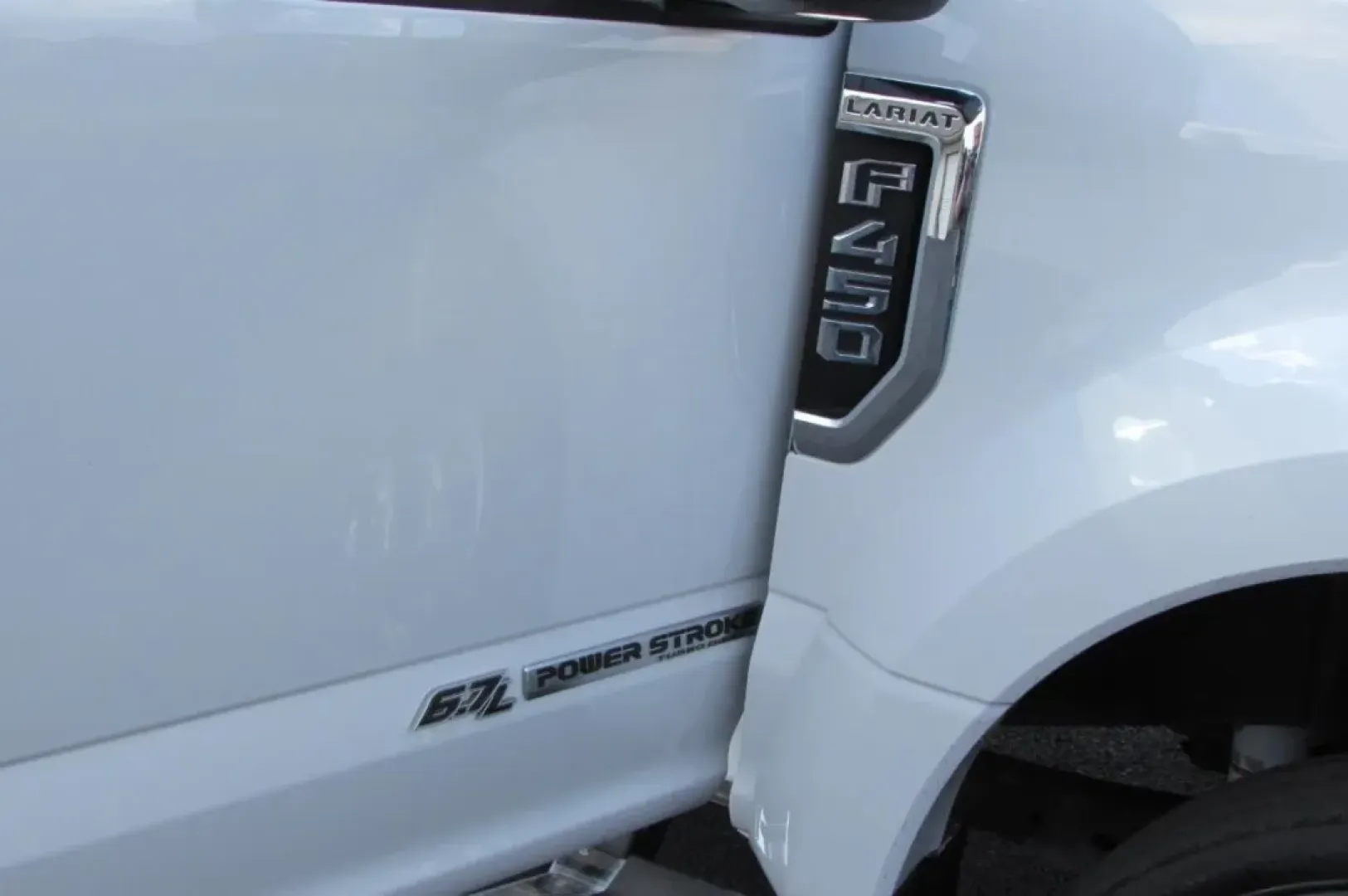 2019 /Black / Dark Marsala Ford F-450SD Lariat DRW (1FT8W4DT4KE) with an Other engine, Automatic transmission, located at 12836 Highway 21, De Soto, MO, 63020, (636) 337-7777, 38.151867, -90.575615 - Are you searching for the perfect truck to elevate your weekend adventures and tackle any job with ease? Look no further than this robust 2019 Ford Super Duty F-450 DRW available now at Pettus Ford De Soto. This incredible vehicle seamlessly blends power, comfort, and durability, making it an ideal - Photo#14