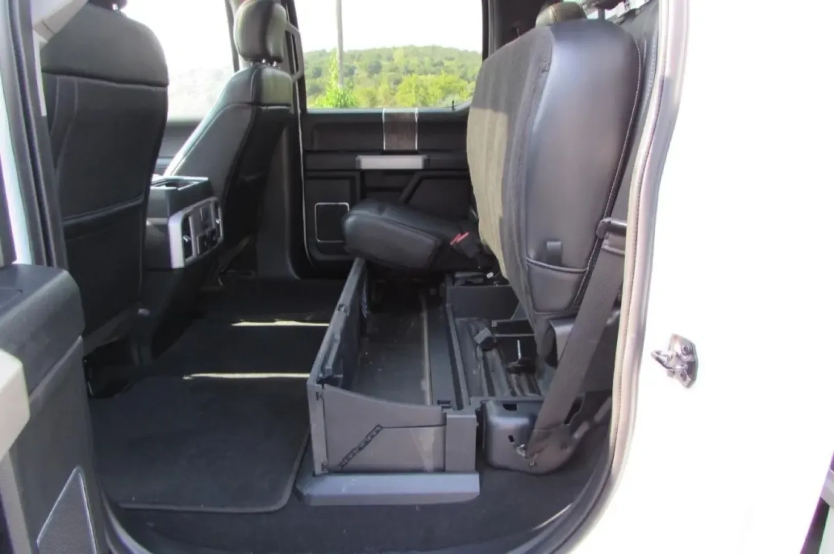 2019 /Black / Dark Marsala Ford F-450SD Lariat DRW (1FT8W4DT4KE) with an Other engine, Automatic transmission, located at 12836 Highway 21, De Soto, MO, 63020, (636) 337-7777, 38.151867, -90.575615 - Are you searching for the perfect truck to elevate your weekend adventures and tackle any job with ease? Look no further than this robust 2019 Ford Super Duty F-450 DRW available now at Pettus Ford De Soto. This incredible vehicle seamlessly blends power, comfort, and durability, making it an ideal - Photo#33