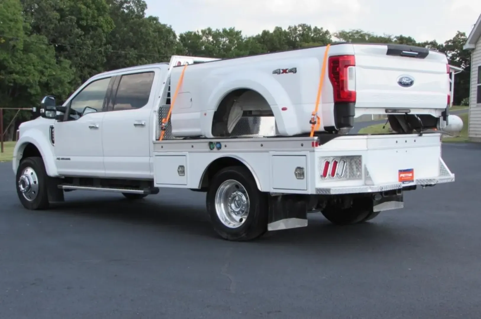 2019 /Black / Dark Marsala Ford F-450SD Lariat DRW (1FT8W4DT4KE) with an Other engine, Automatic transmission, located at 12836 Highway 21, De Soto, MO, 63020, (636) 337-7777, 38.151867, -90.575615 - Are you searching for the perfect truck to elevate your weekend adventures and tackle any job with ease? Look no further than this robust 2019 Ford Super Duty F-450 DRW available now at Pettus Ford De Soto. This incredible vehicle seamlessly blends power, comfort, and durability, making it an ideal - Photo#4