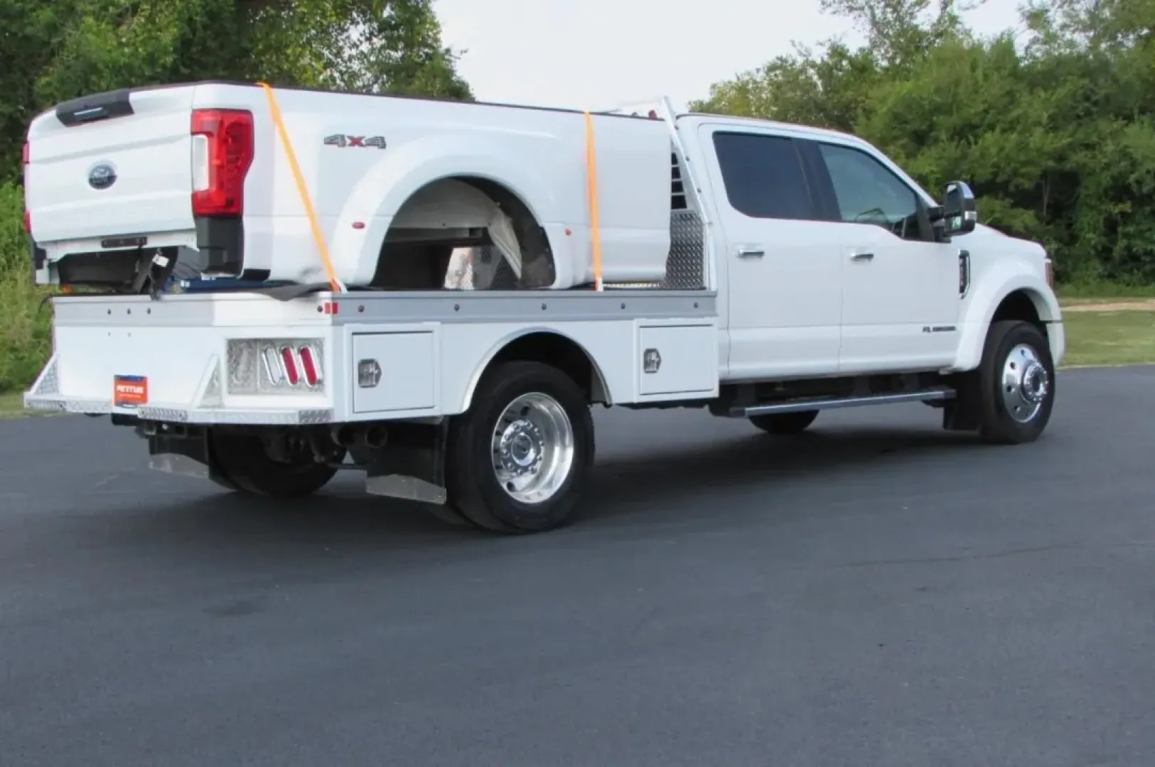 2019 /Black / Dark Marsala Ford F-450SD Lariat DRW (1FT8W4DT4KE) with an Other engine, Automatic transmission, located at 12836 Highway 21, De Soto, MO, 63020, (636) 337-7777, 38.151867, -90.575615 - Are you searching for the perfect truck to elevate your weekend adventures and tackle any job with ease? Look no further than this robust 2019 Ford Super Duty F-450 DRW available now at Pettus Ford De Soto. This incredible vehicle seamlessly blends power, comfort, and durability, making it an ideal - Photo#6