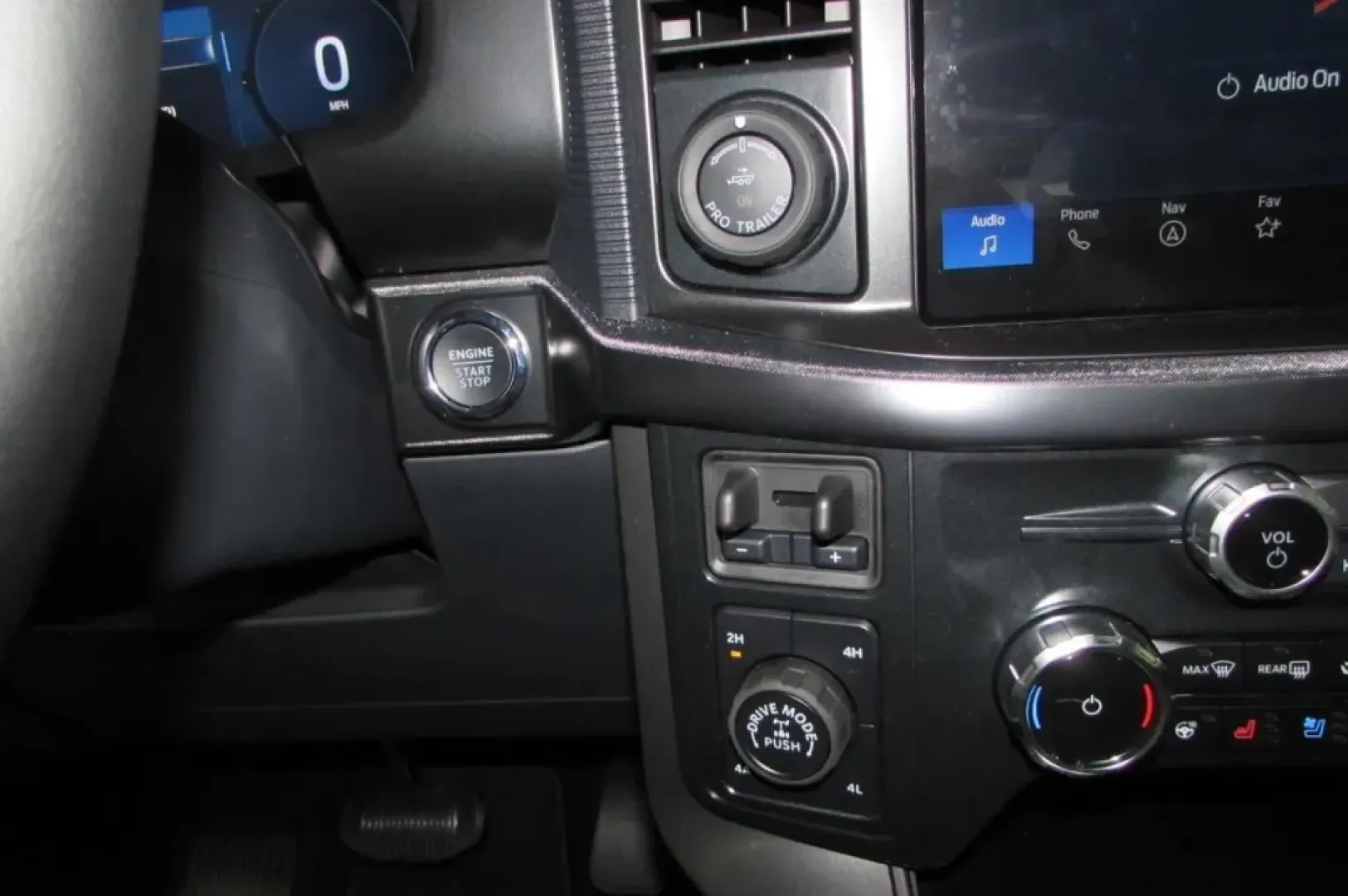 2025 /Black Ford F-150 Tremor (1FTFW4L57SF) with an 5.0L V8 engine, Automatic transmission, located at 12836 Highway 21, De Soto, MO, 63020, (636) 337-7777, 38.151867, -90.575615 - **Unleash Your Adventurous Spirit with the 2025 Ford F-150 Tremor at Pettus Ford De Soto!**<br /> <br /> Are you ready to elevate your lifestyle and embark on your next adventure? Look no further than the stunning 2025 Ford F-150 Tremor, now available at Pettus Ford De Soto. This exceptional truck i - Photo#25