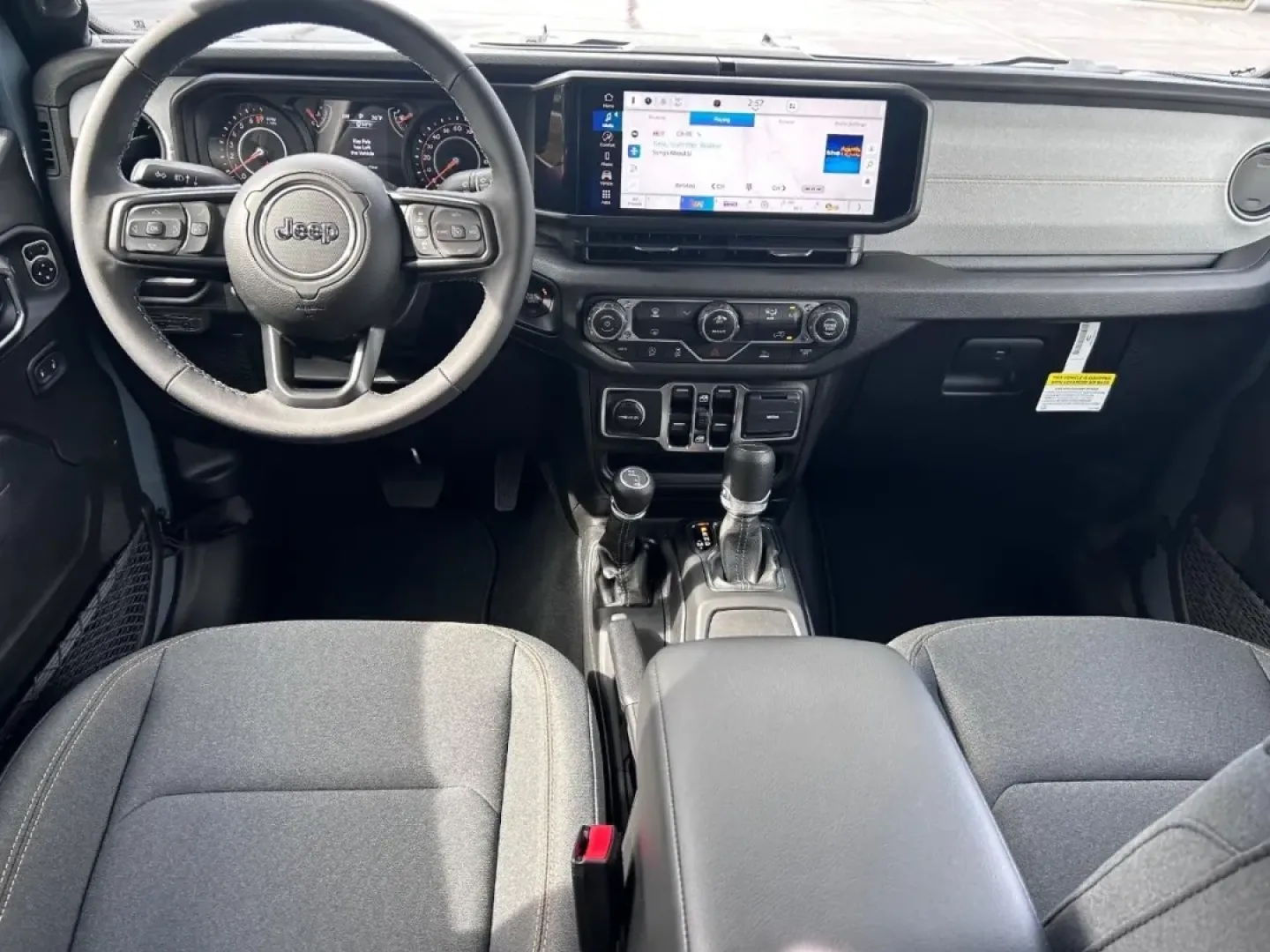 2025 /Black Cloth Jeep Gladiator Sport (1C6PJTAGXSL) with an 3.6L V6 24V VVT UPG I engine, Automatic transmission, located at 970 Woodlawn Dr., Farmington, MO, 63640, (573) 431-7800, 37.825642, -90.468674 - ### Adventure Awaits: Discover the 2025 Jeep Gladiator at Pettus CDJR Farmington!<br /> <br /> Are you ready for your next adventure? Whether you're a weekend warrior seeking thrilling off-road experiences or a daily commuter looking for a reliable and stylish ride, the 2025 Jeep Gladiator is the pe - Photo#9